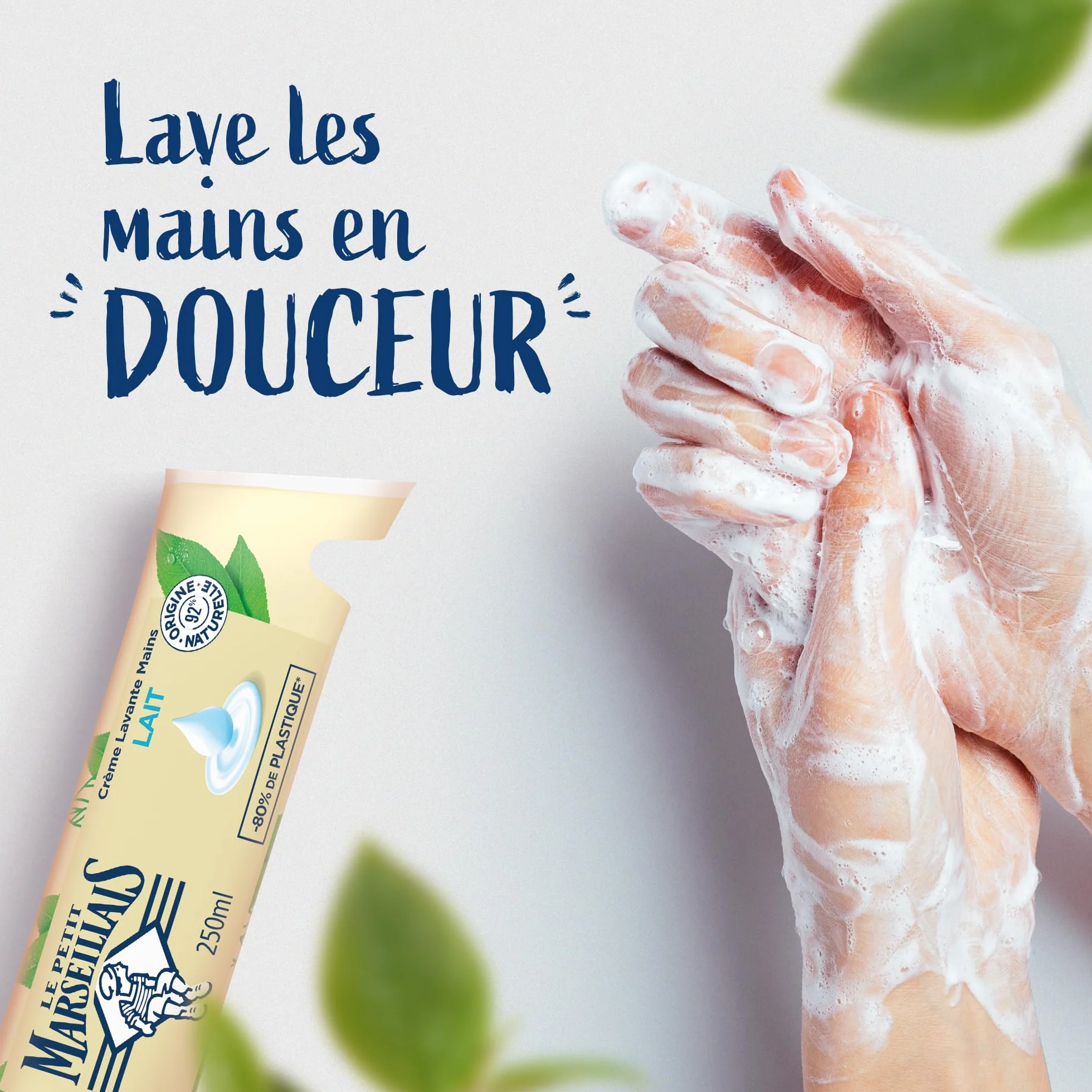Le Petit Marseillais Recharge Crème Lavante Mains Lait 250 ml – Savon Liquide pH Neutre 92% Ingrédients Naturels