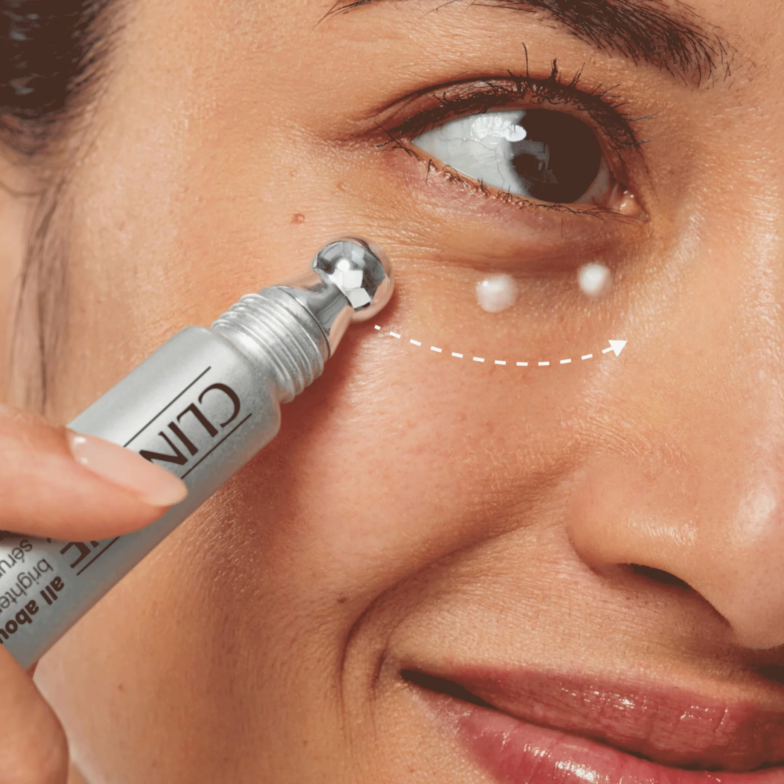 Clinique All About Eyes Sérum Concentré Illuminateur Vitamine C Acide Hyaluronique Rétinoïde Hydrate Réduit Cernes 10 ml