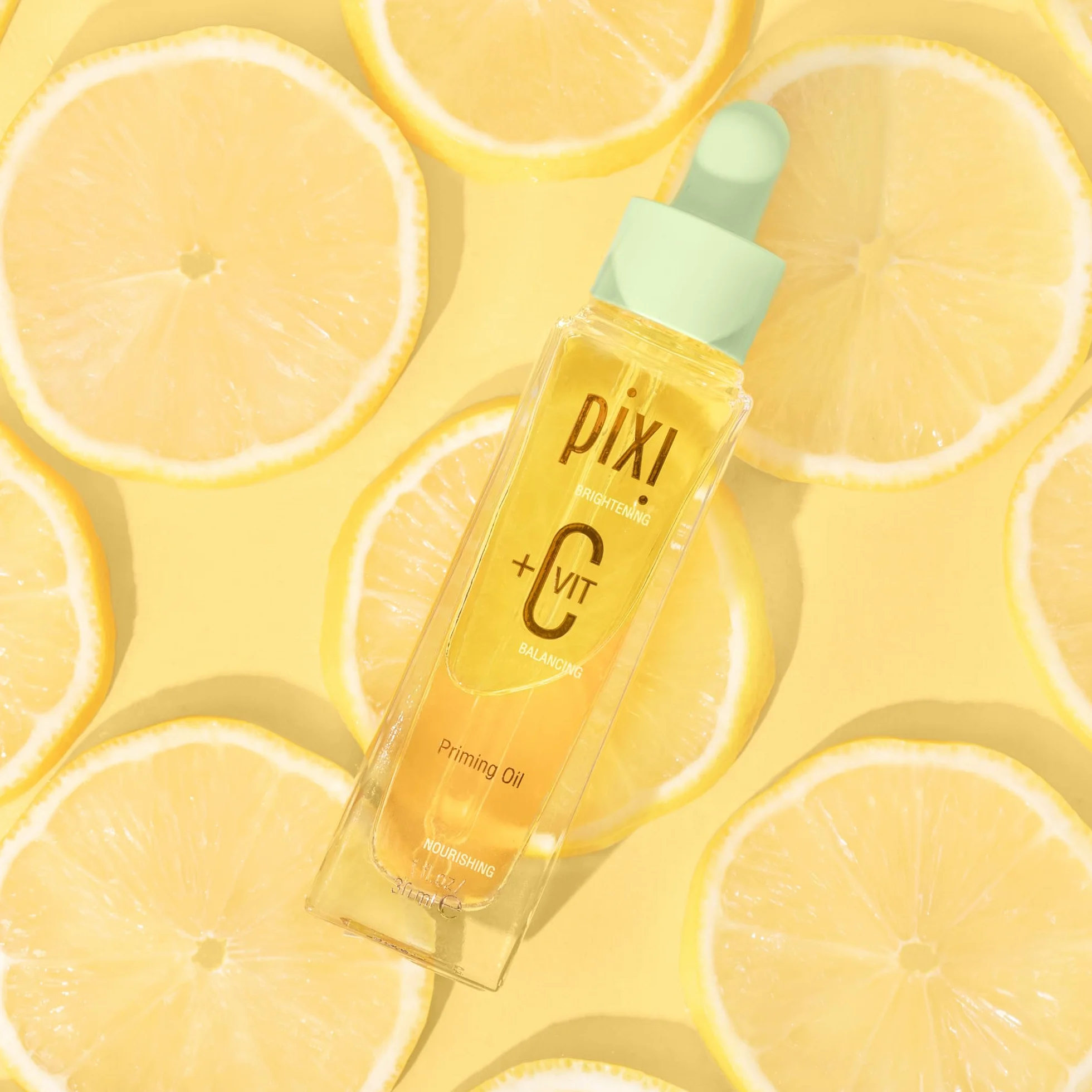 Pixi Beauty +C Vit Priming Oil | Huile Visage Nourrissante à la Vitamine C | Revitalise et Équilibre la Peau | Base de Maquillage Lumineuse | 30 ml / 1 fl oz