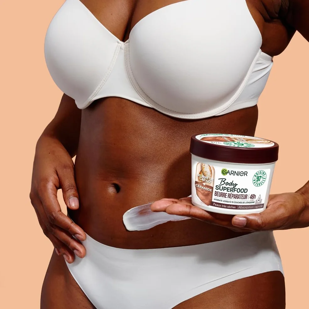 Garnier Body Superfood Crème Soin Corps Réparatrice Hydratation 48H Beurre de Cacao Céramide Peaux Sèches 380 ml