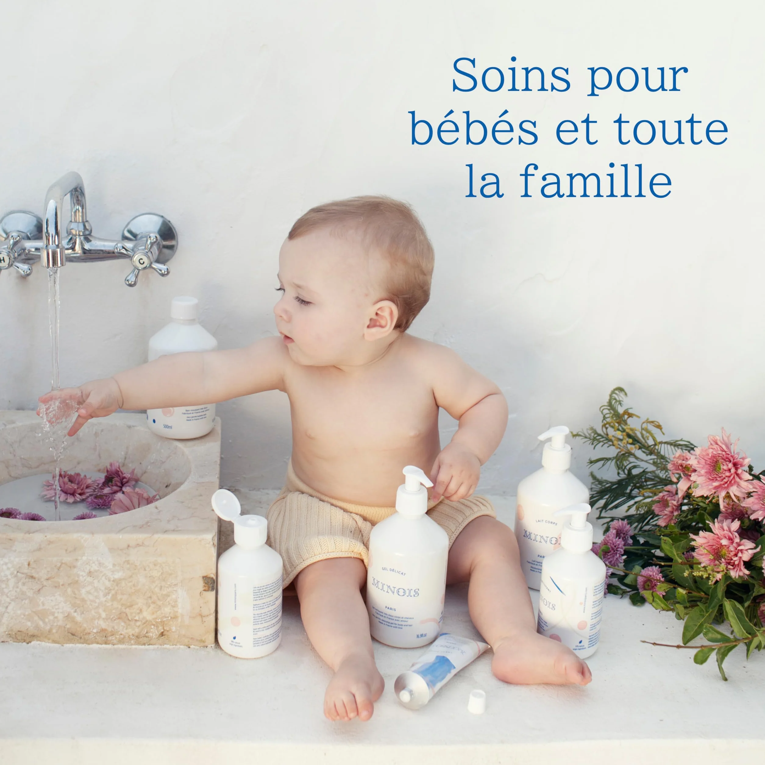 Minois Paris Brume Démêlante Enfant Tous Types de Cheveux Sans Rinçage 300ML Hydrate et Fortifie 98% Ingrédients d'Origine Naturelle Made in France