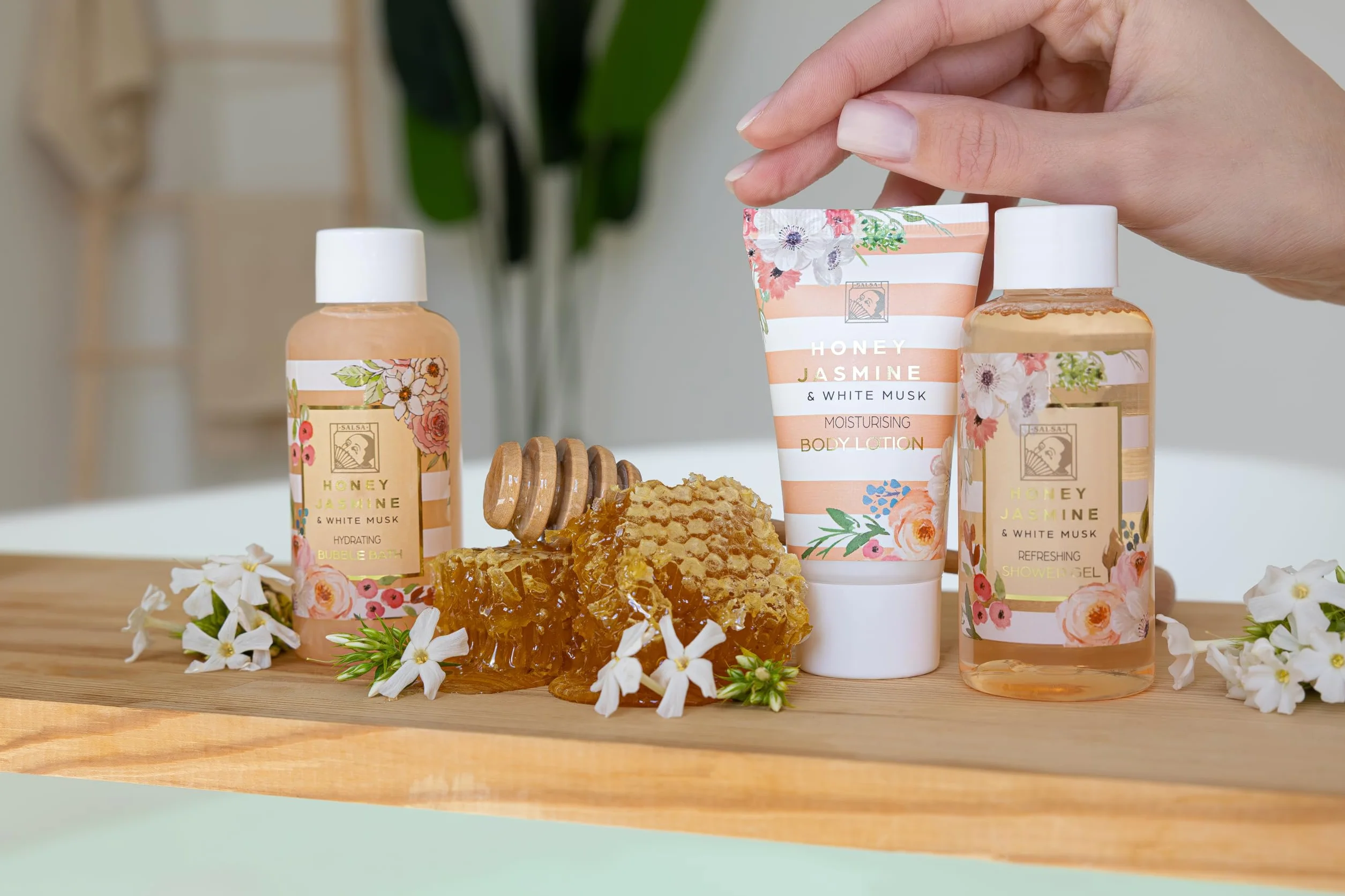 Accentra Coffret Cadeau Femmes HONEY JASMINE 3 Pièces Gel Douche Lotion Corps Bain Moussant