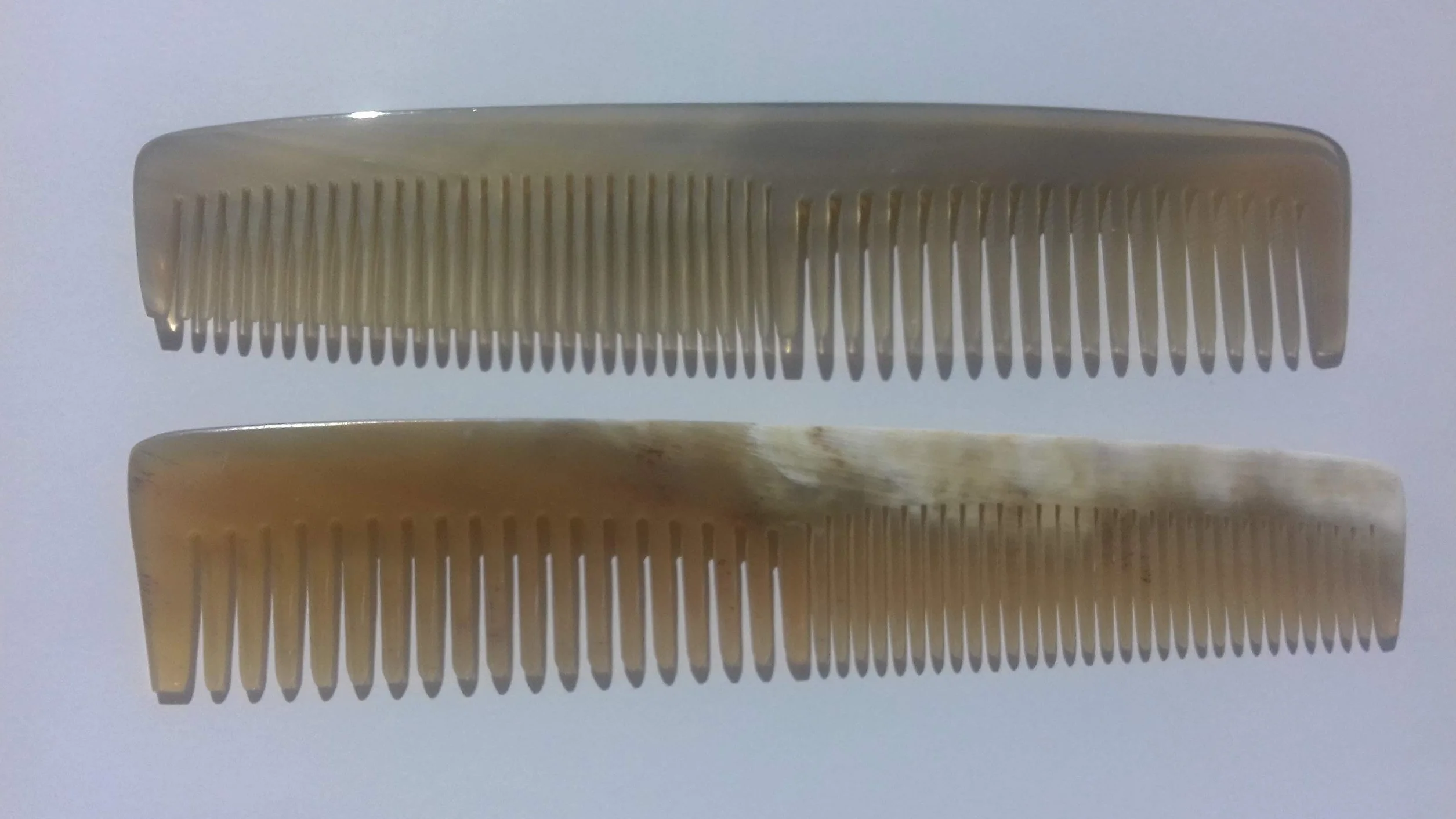 Peigne Démêloir en Corne Véritable 18,5 cm