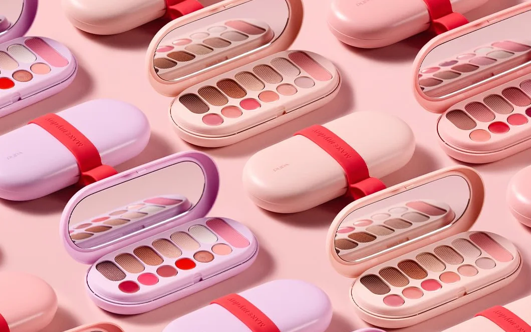 Pupa Palette Make My Day Pocket Blush, rouge à lèvres, brillant et fard à paupières – 13 pièces pour maquillage, yeux et lèvres, parfaite pour la maison ou en voyage – Disponible en 3 variantes de