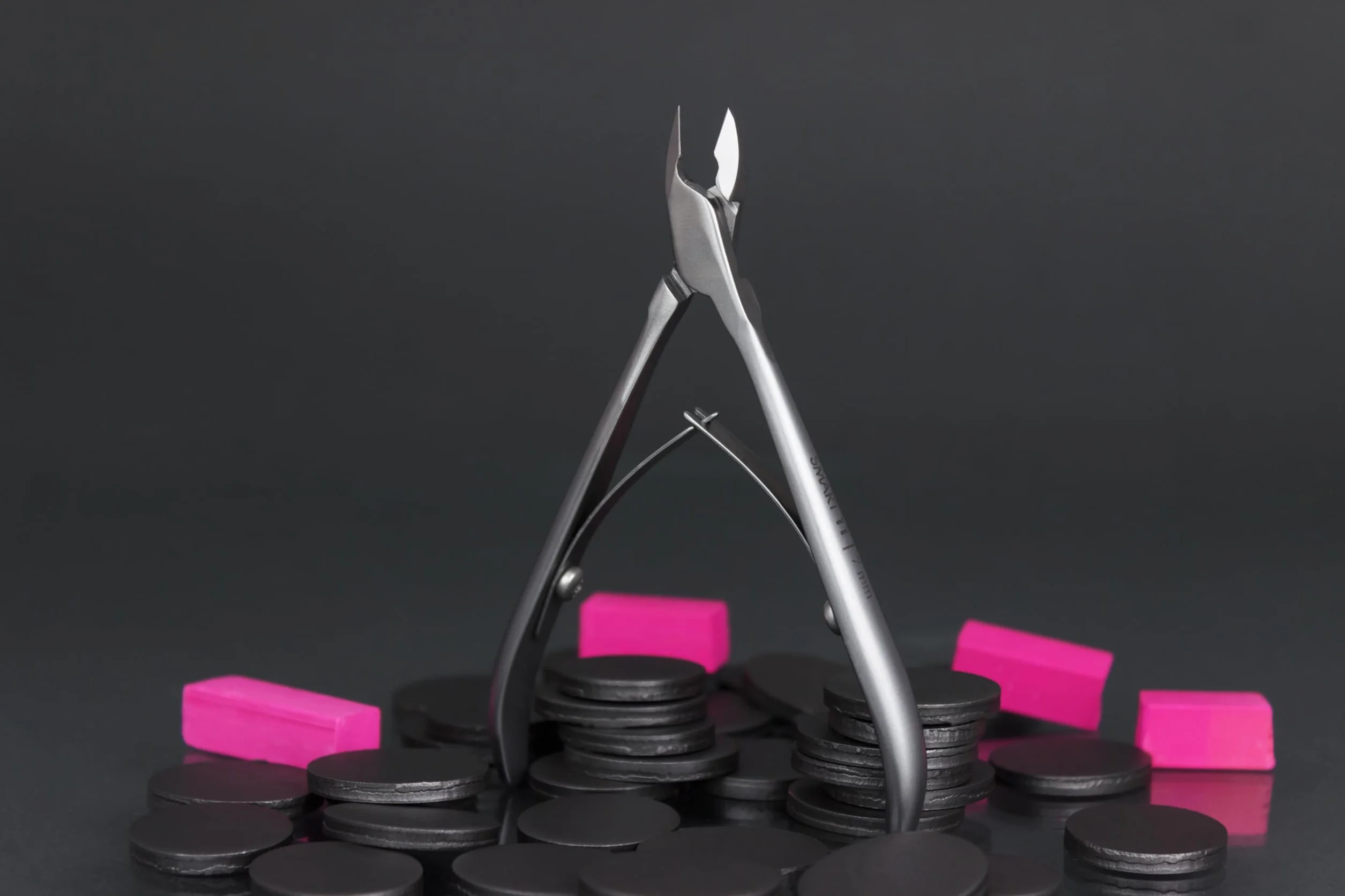 STALEKS PRO by Natury Nails Pince à cuticules professionnelle 7 mm - Coupe-cuticules en acier inoxydable - Recommandé pour les débutants - Smart 11-7