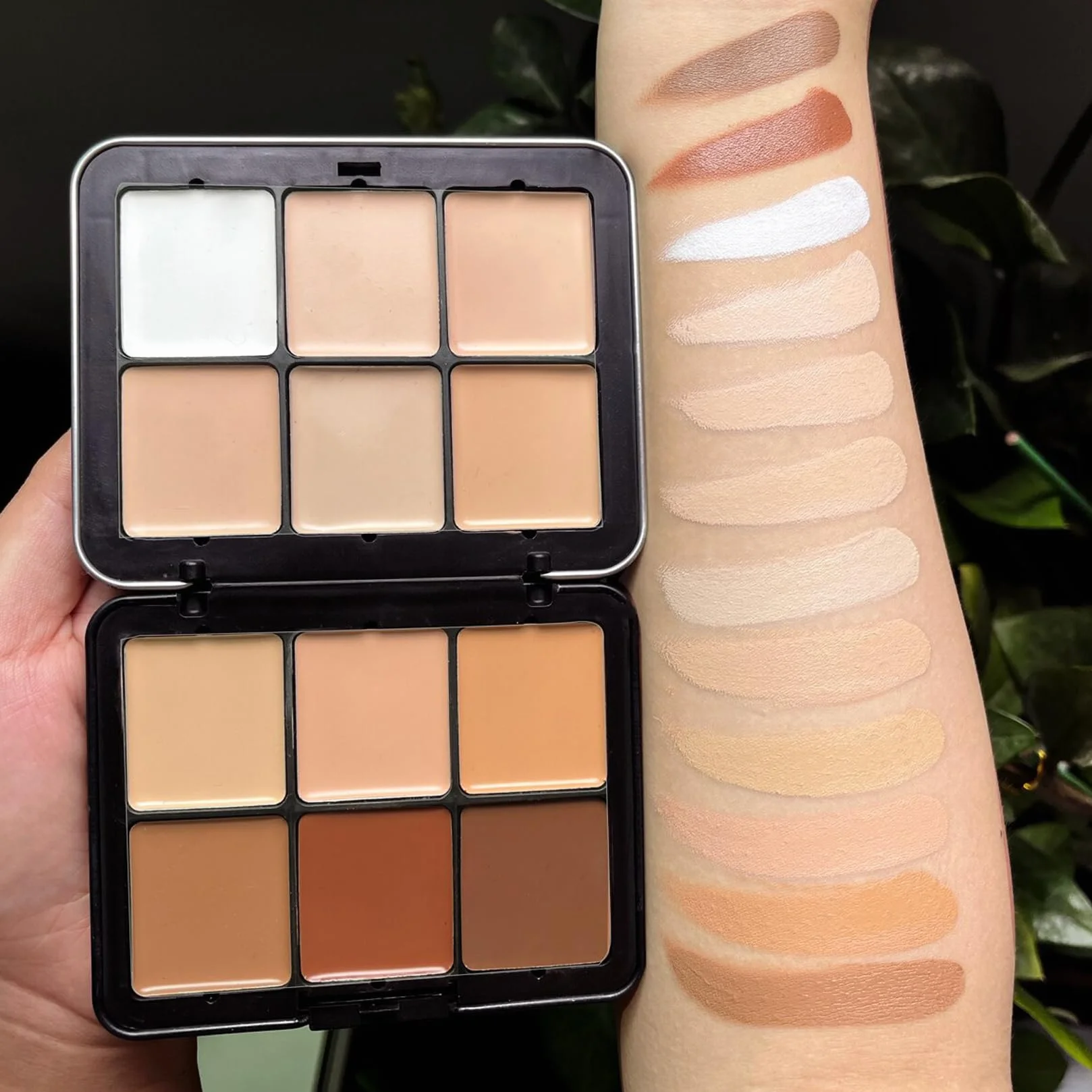 Palette Correcteur de Teint, MKNZOME 12 Couleurs Concealer Anti Cerne Correcteur Maquillage Femme Longue Tenue Imperméable Palette de Maquillage Crème pour Peaux Matures Cernes