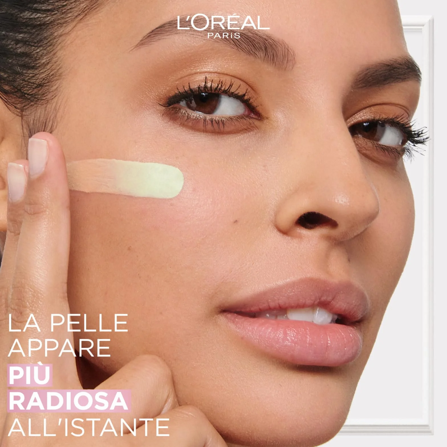 L'Oréal Paris Magic CC Cream 24H Moisturising Anti-Redness Green Cream 5in1 Universal Shade Long-Lasting Velvety Skin Effect - 2 flacons de 30ml