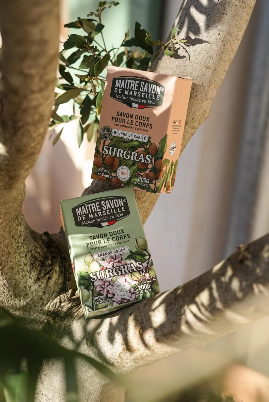 Savon de Marseille Surgras Corps & Mains au Beurre de Karité 200 g 98% Origine Naturelle Fabriqué en France
