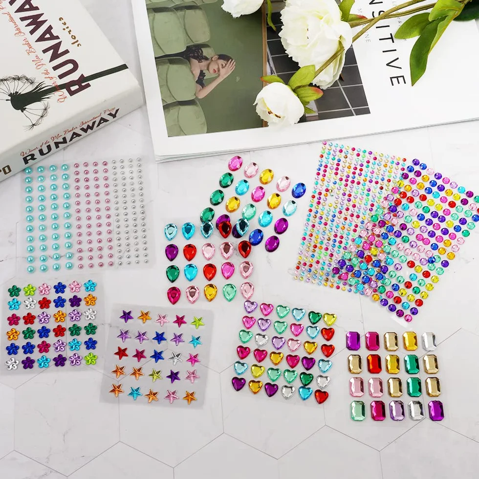 Vicloon Strass Autocollants 900+ Auto-Adhésifs Diamant Cristal Acrylique pour Visage Maquillage Ongles DIY