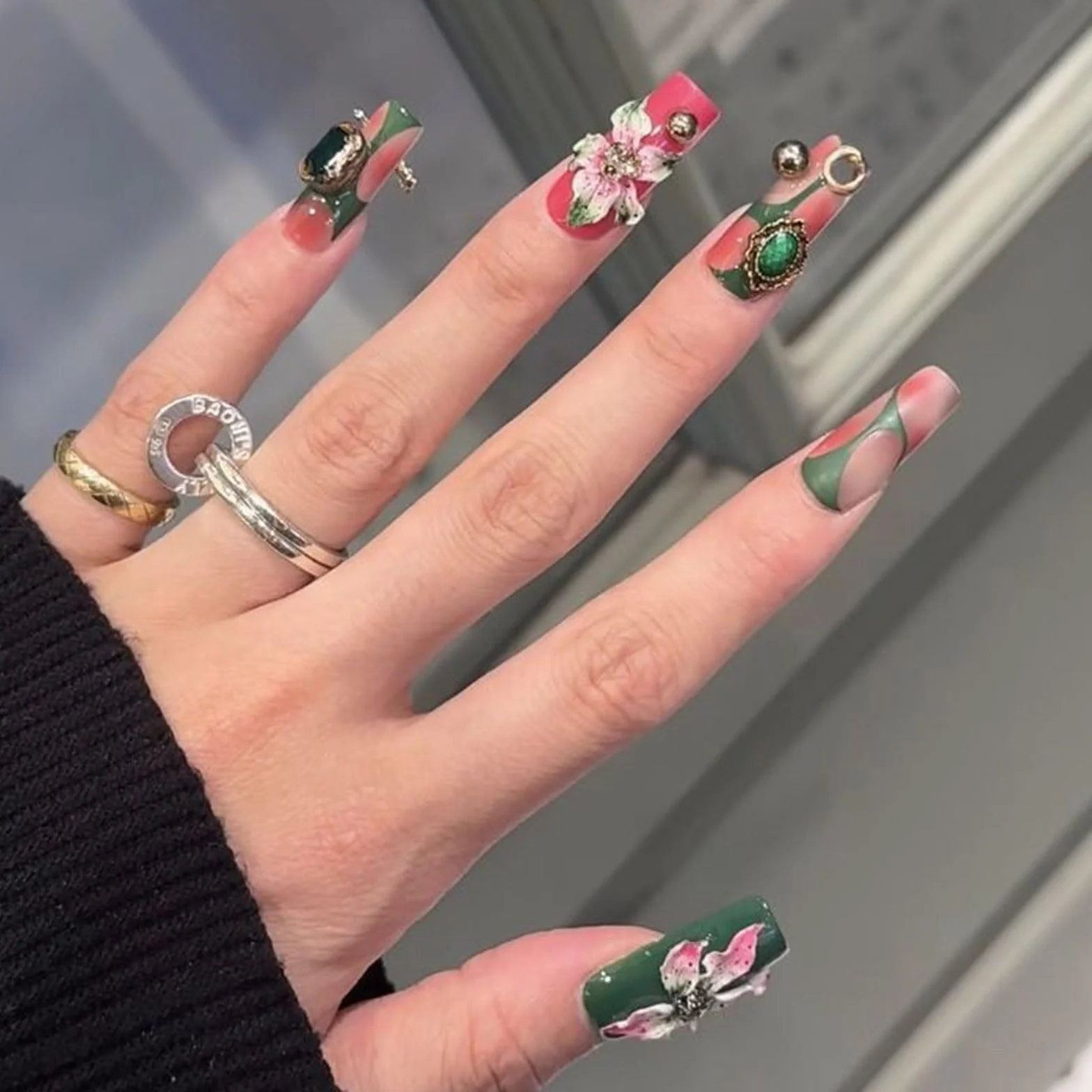Moule réutilisable en silicone pour nail art motif floral fait à la main modèle de manucure