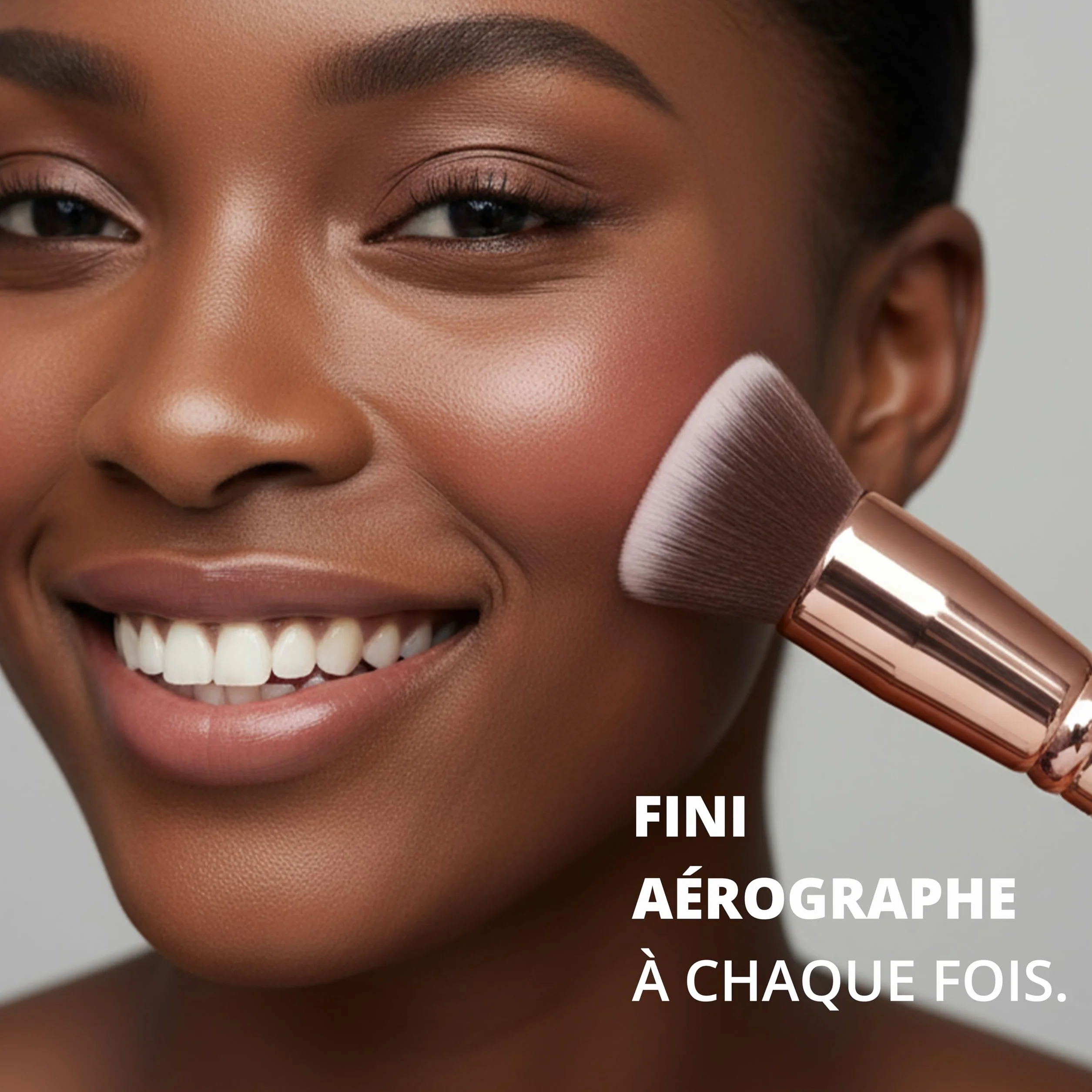 Pinceau Fond de Teint Kabuki Professionnel Maquillage Visage Synthétique Poils Denses