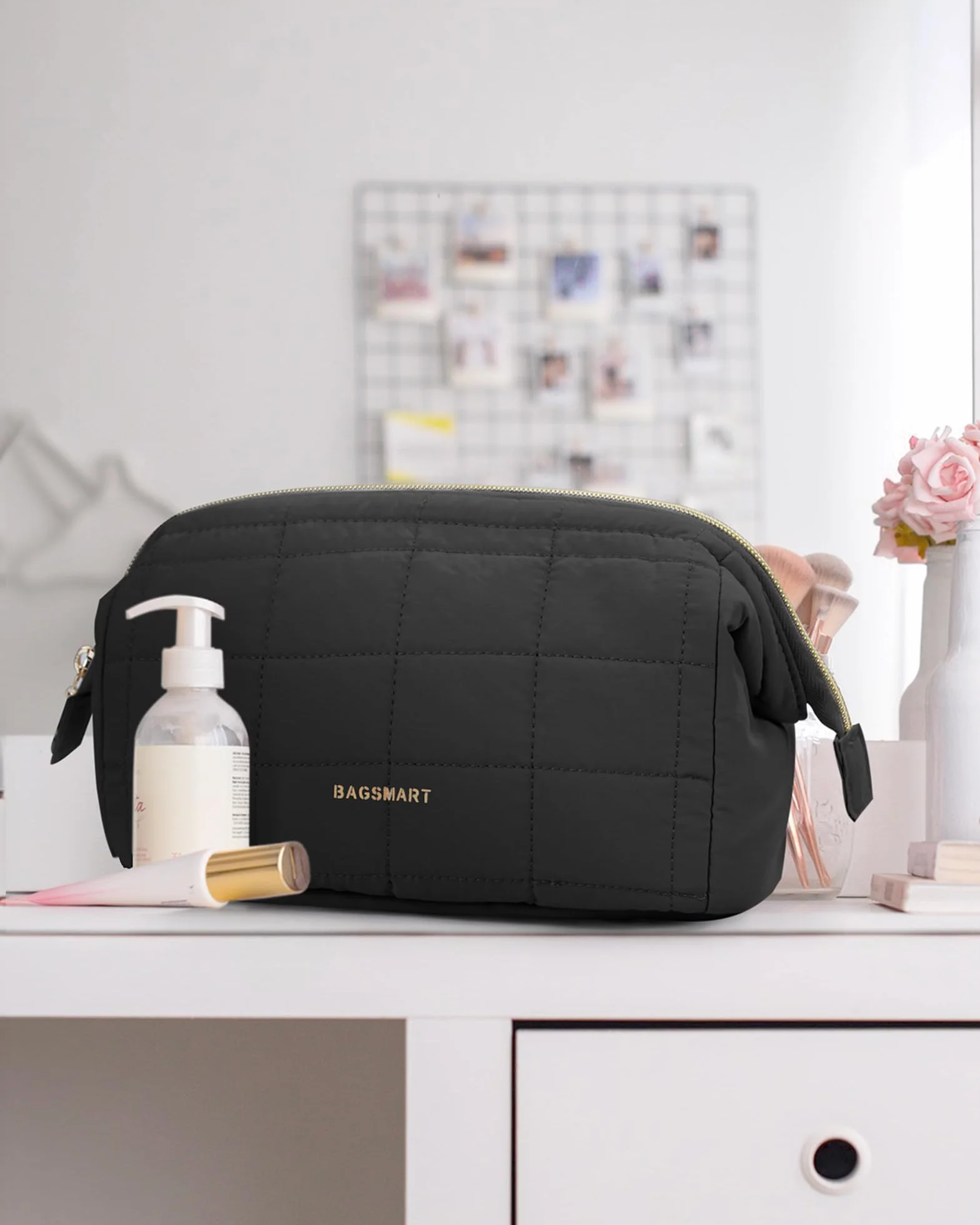 BAGSMART Trousse de Maquillage de Voyage rembourrée à Ouverture Large Noir