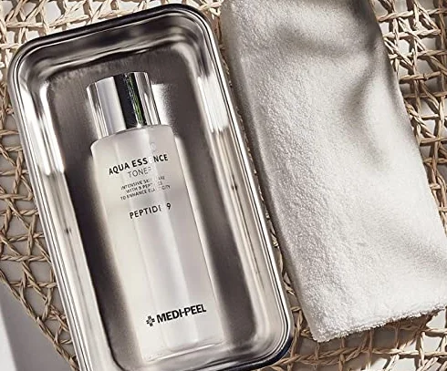 MEDI-PEEL Peptide 9 Aqua Essence Toner 250 ml
