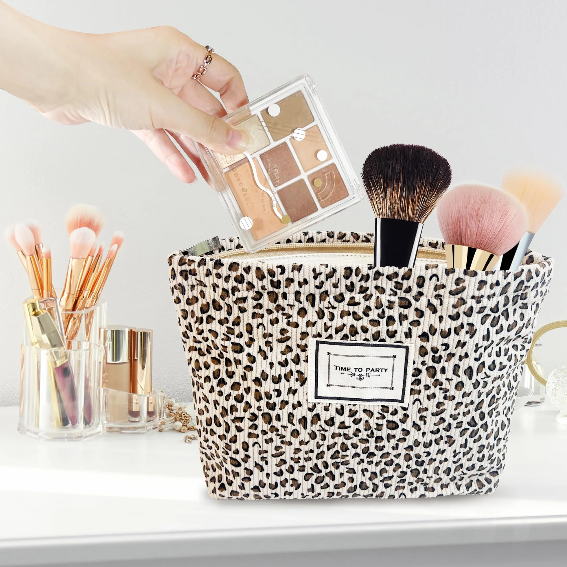 Pochette Leopard Blanche Trousse de Toilette et Maquillage Femme