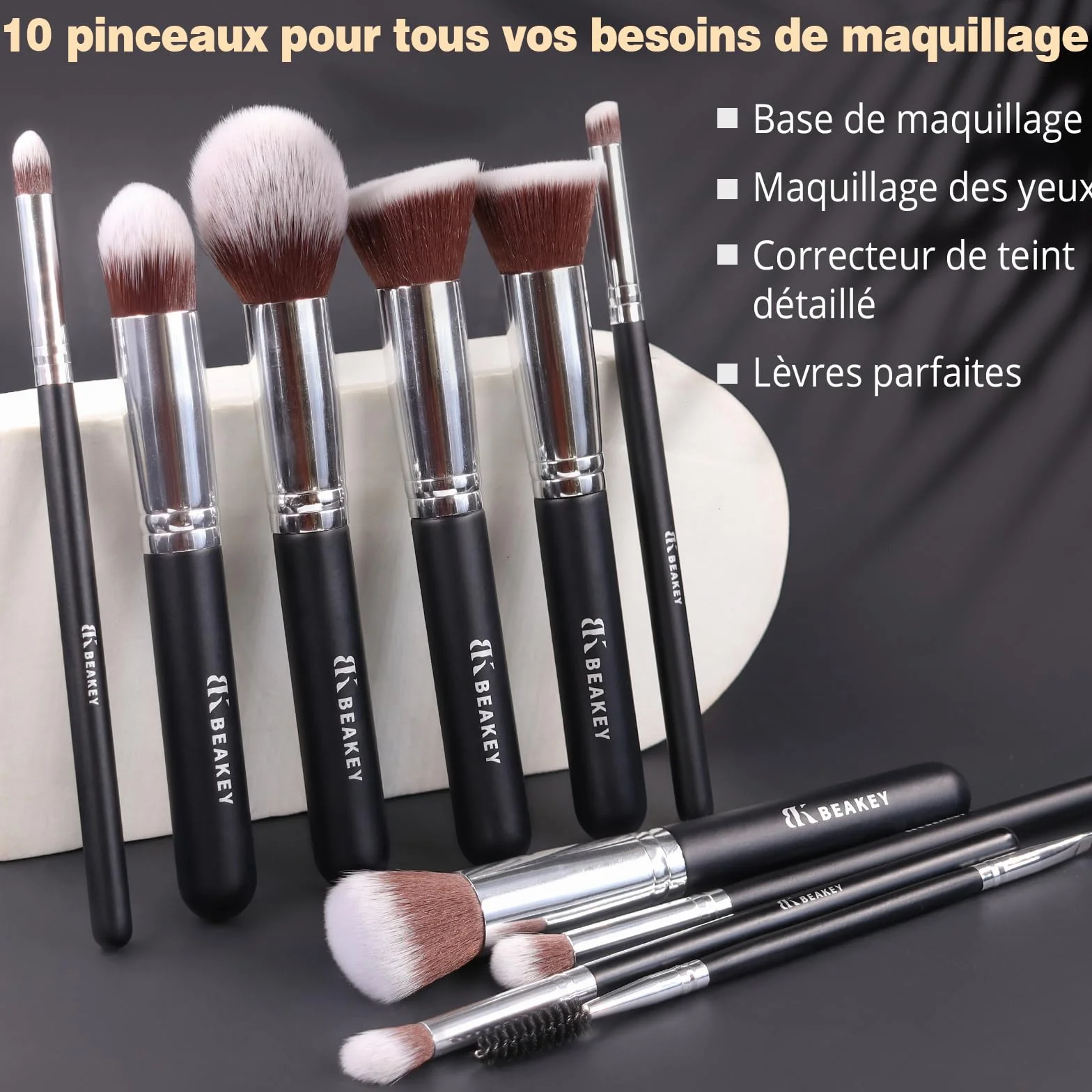 BEAKEY Pinceaux Maquillages Professionnel, 10+2 Pcs Maquillage Pinceau Set Fond de Teint Blush L'anti-cernes Fard à Paupières Poudre Libre, Noir/Argent