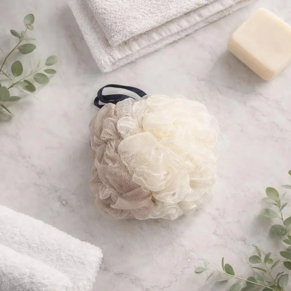 Fleurs de Douche Exfoliantes Pack de 4 – Marron/Blanc, Blanc/Rose, Bleu/Blanc, Beige/Blanc – Mousse Abondante
