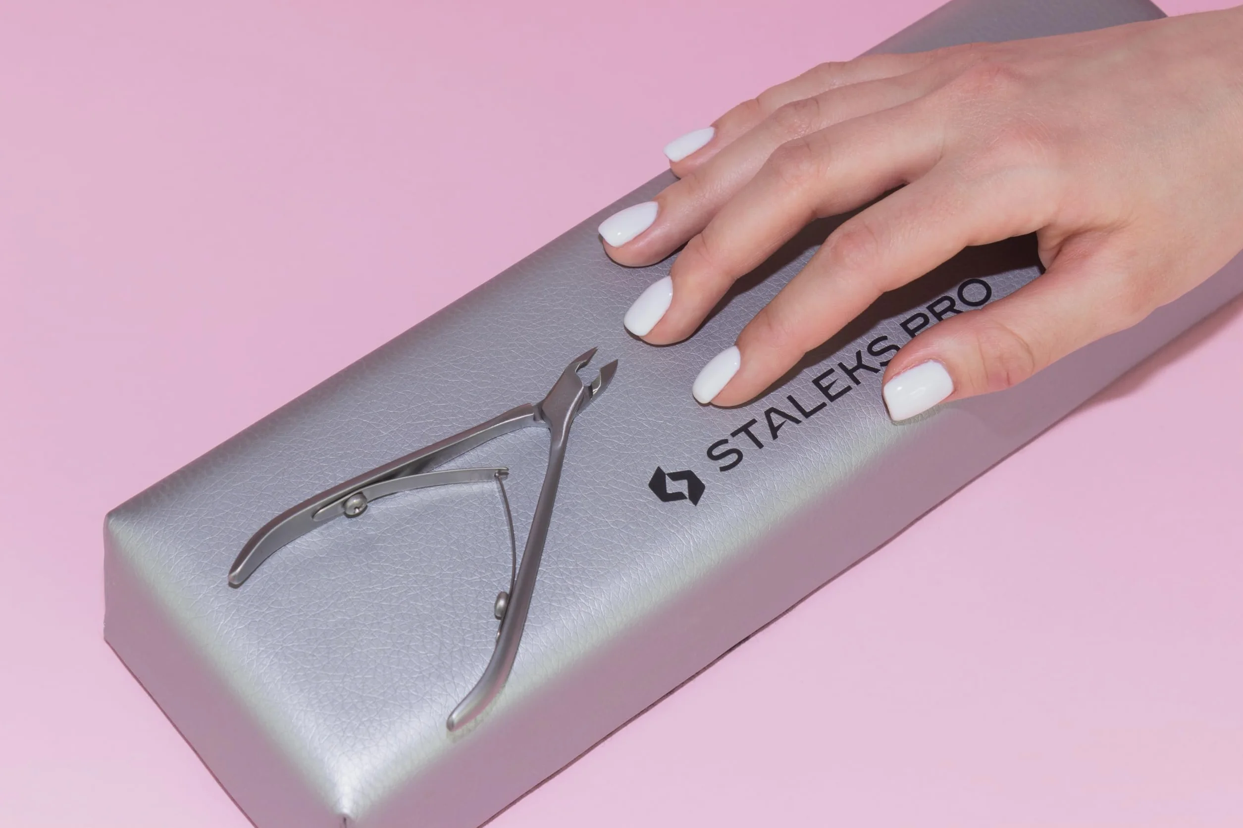 STALEKS PRO by Natury Nails Pince à cuticules professionnelle 7 mm en acier inoxydable Smart 10-7