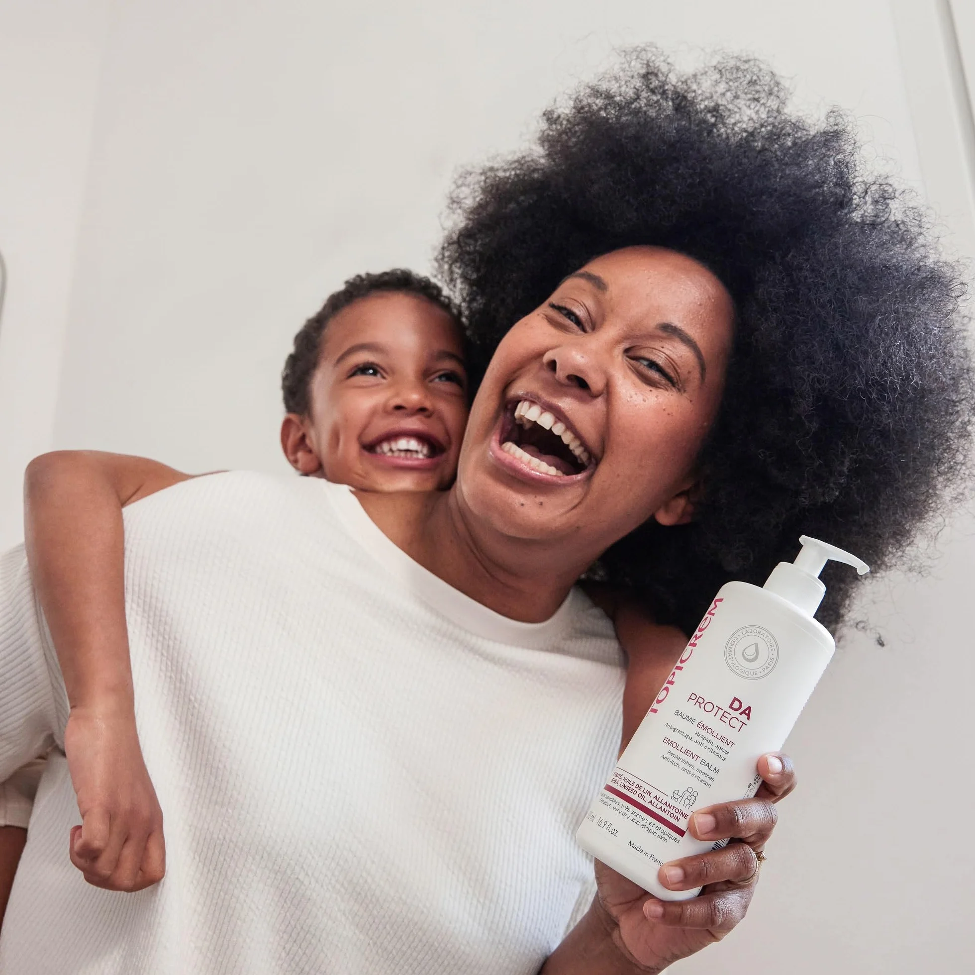 Topicrem DA Baume Émollient Crème Hydratante Relipide Nourrit Apaise Soin Visage Corps Peaux Sensibles Sèches Atopiques Bébés Enfants Adultes 500 ml