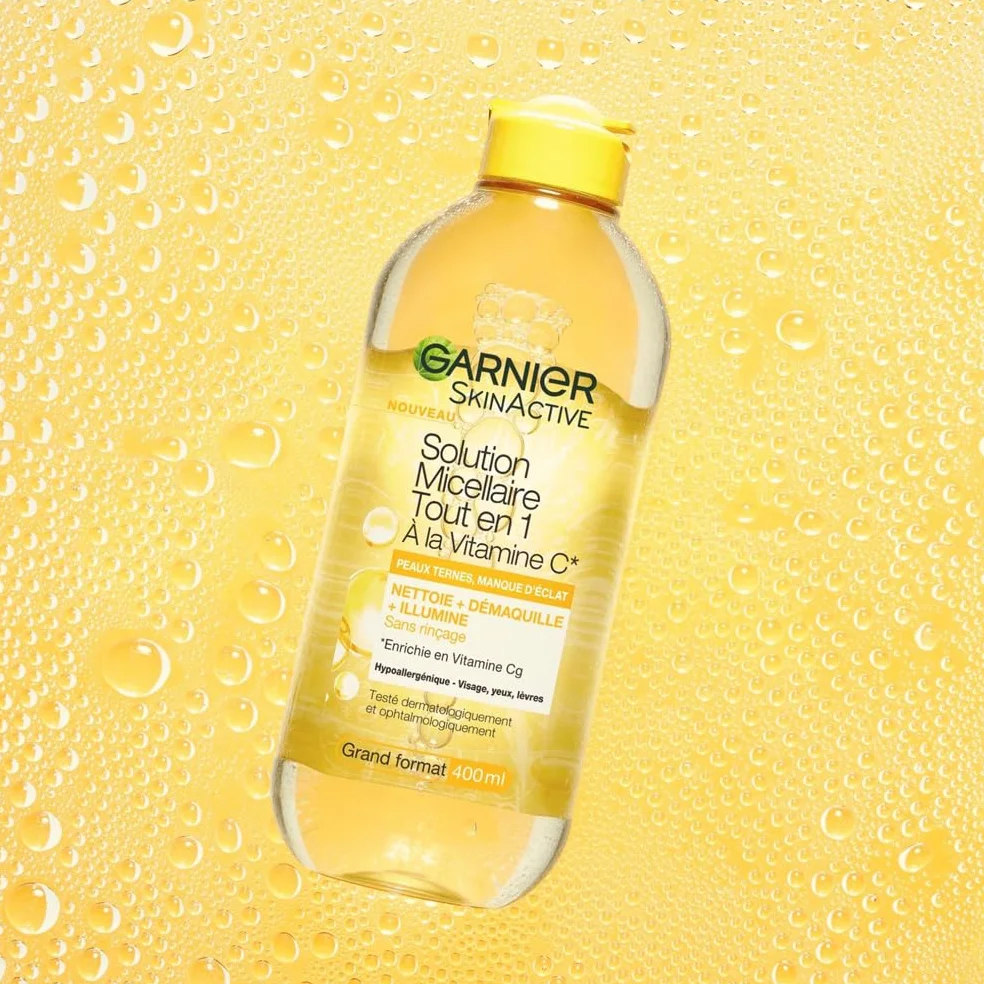 Garnier - Coffret Routine Eclat 3 Produits - Enrichie en Vitamine C - Pour les Peaux Ternes - Sérum Crème Visage (50 ml), Masque Tissu Hydratant, Eau Micellaire Tout en 1 (400 ml)