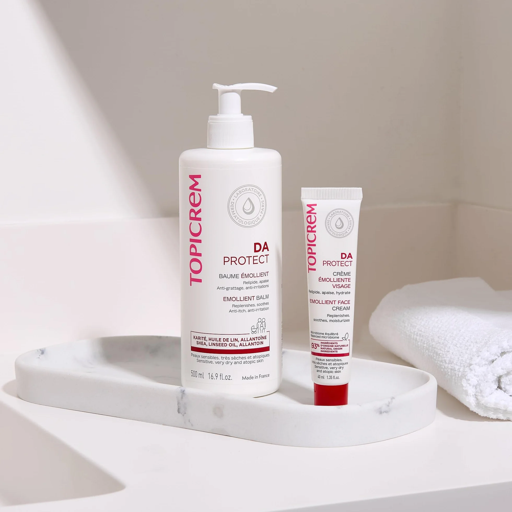Topicrem DA Baume Émollient Crème Hydratante Relipide Nourrit Apaise Soin Visage Corps Peaux Sensibles Sèches Atopiques Bébés Enfants Adultes 500 ml