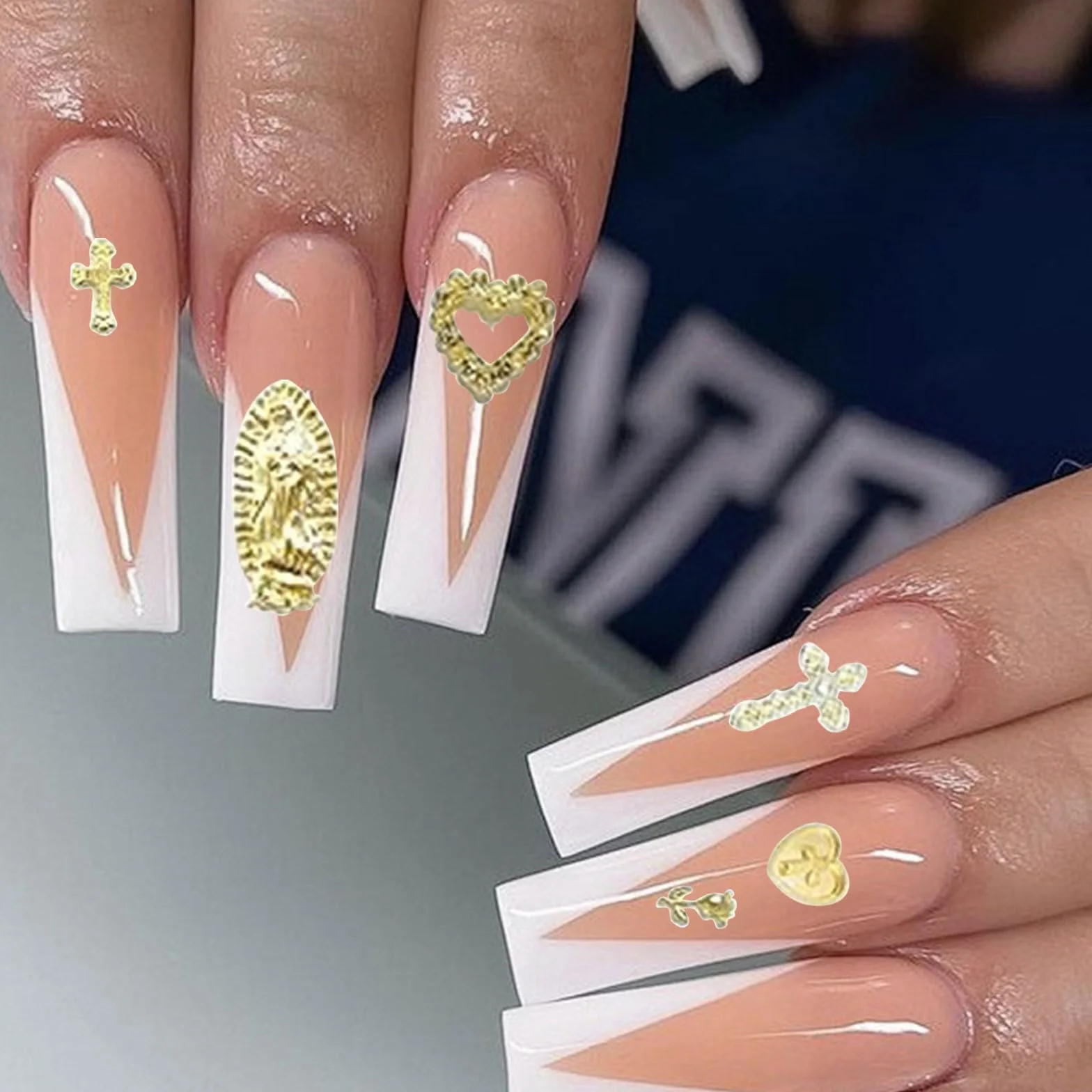 Breloques 3D dorées pour ongles avec strass lot de 88