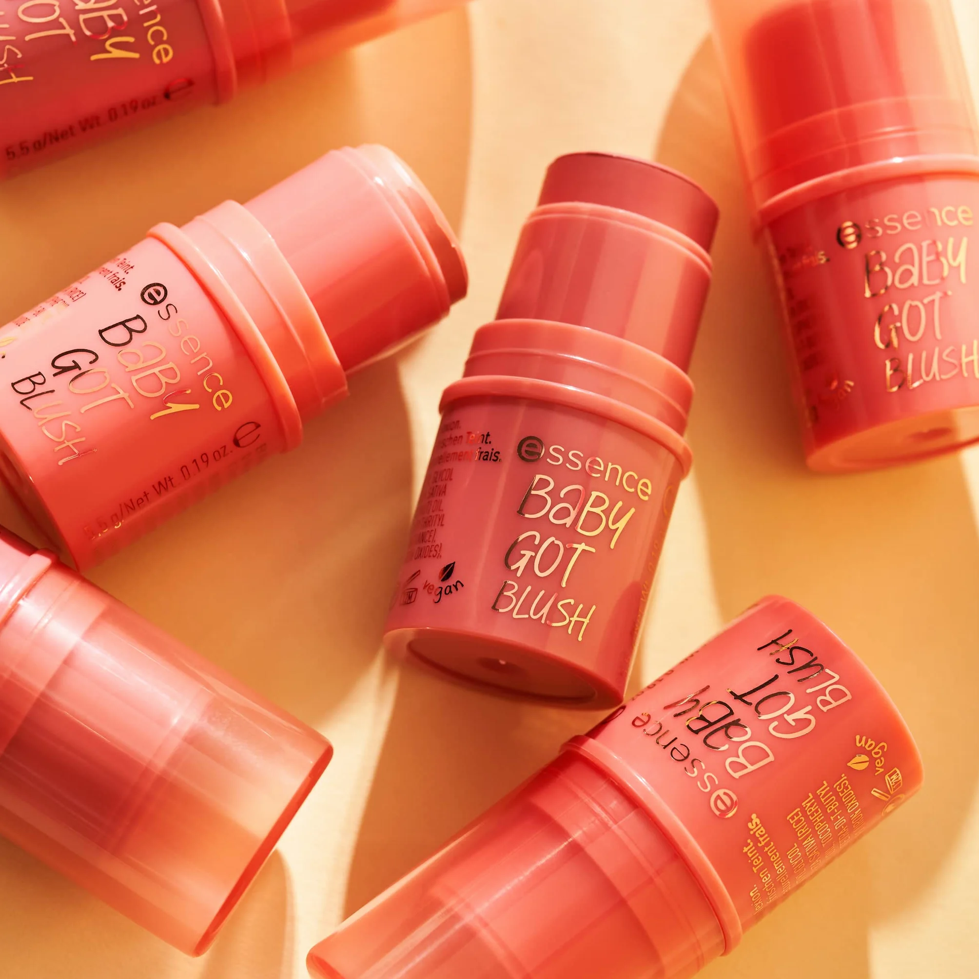 Essence Baby Got Blush 30 Rosé All Day – Stick de blush crémeux vegan – 5,5 g
