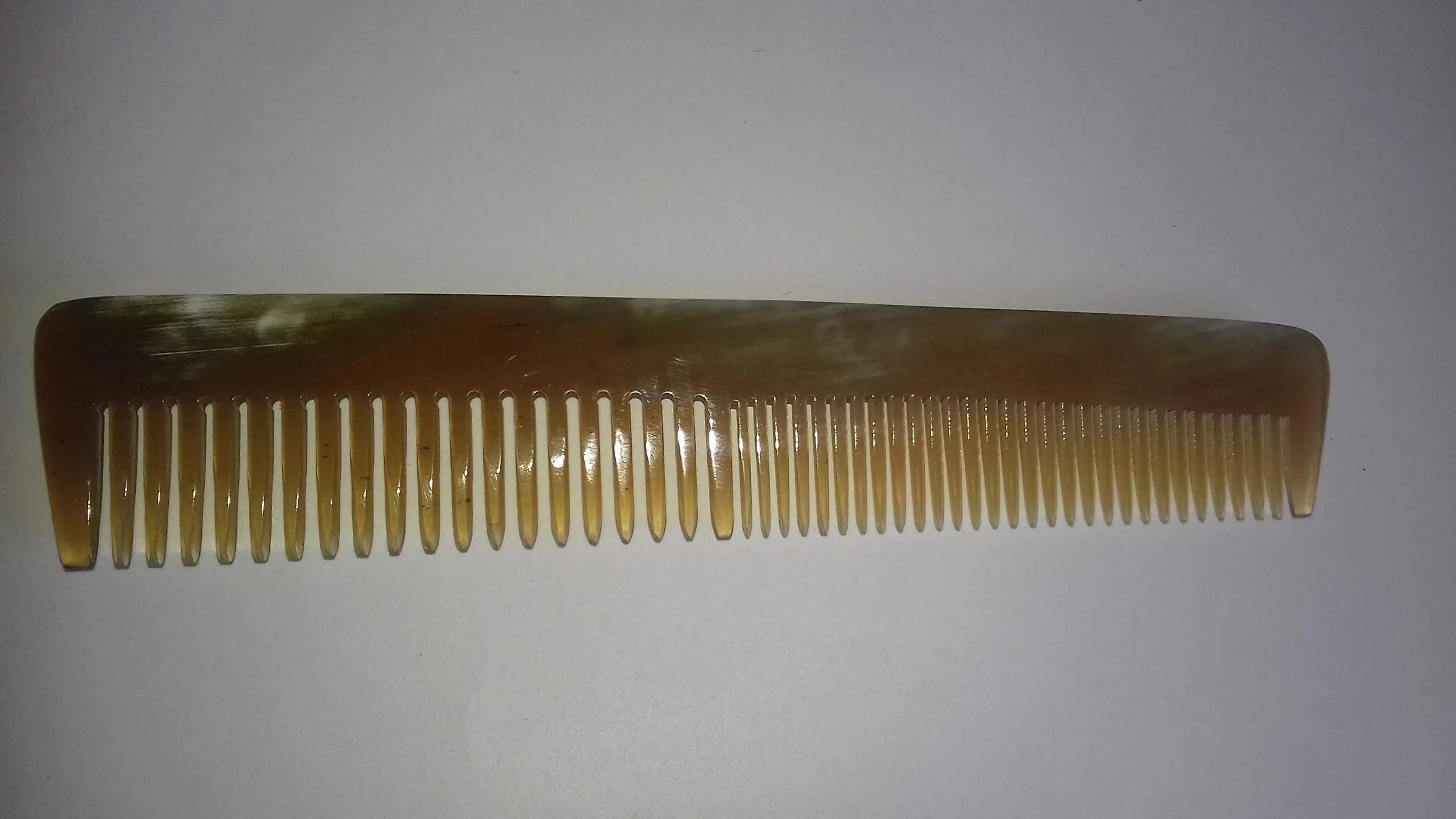 Peigne en Corne Naturelle Démêloir 14,5 cm