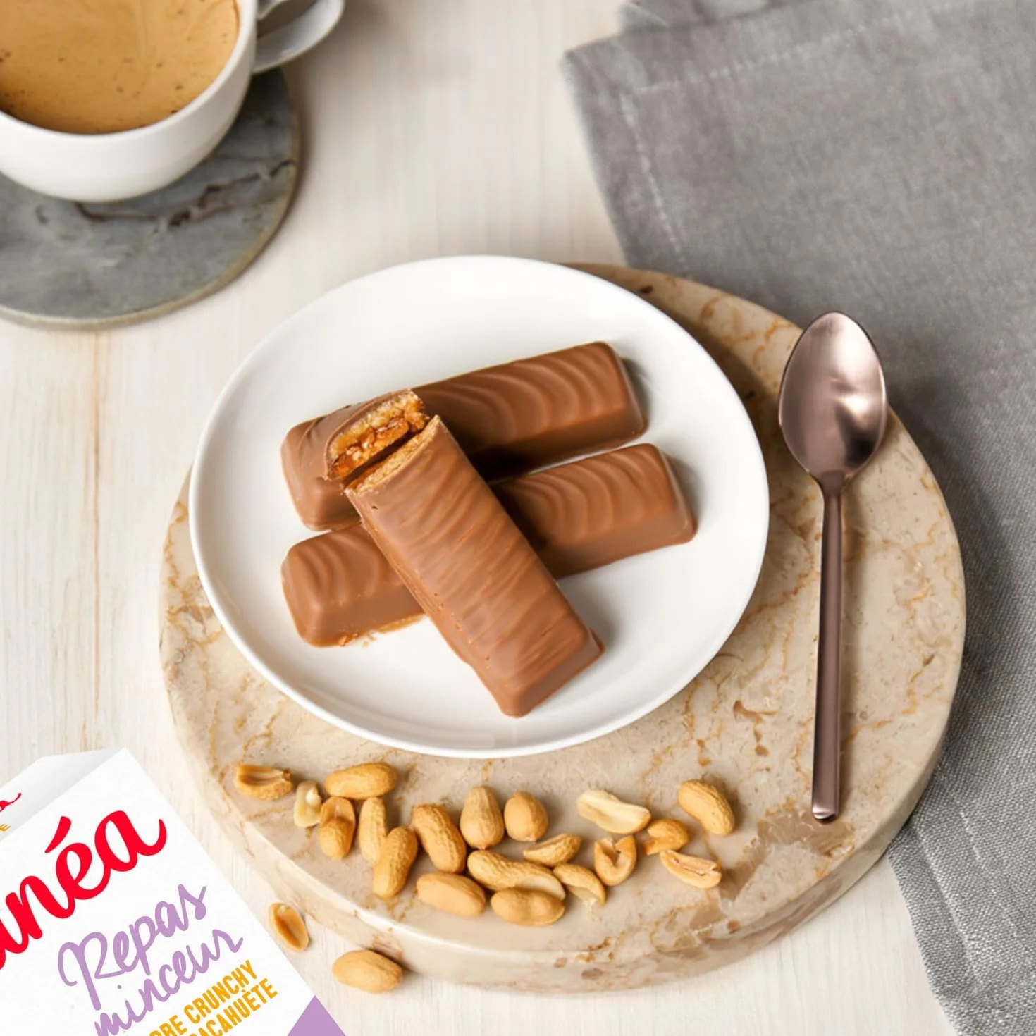 GERLINÉA Barre Repas Crunchy Chocolat au Lait Cacahuète Substitut de Repas Minceur Protéiné 240 Kcal 12 Barres 372 g