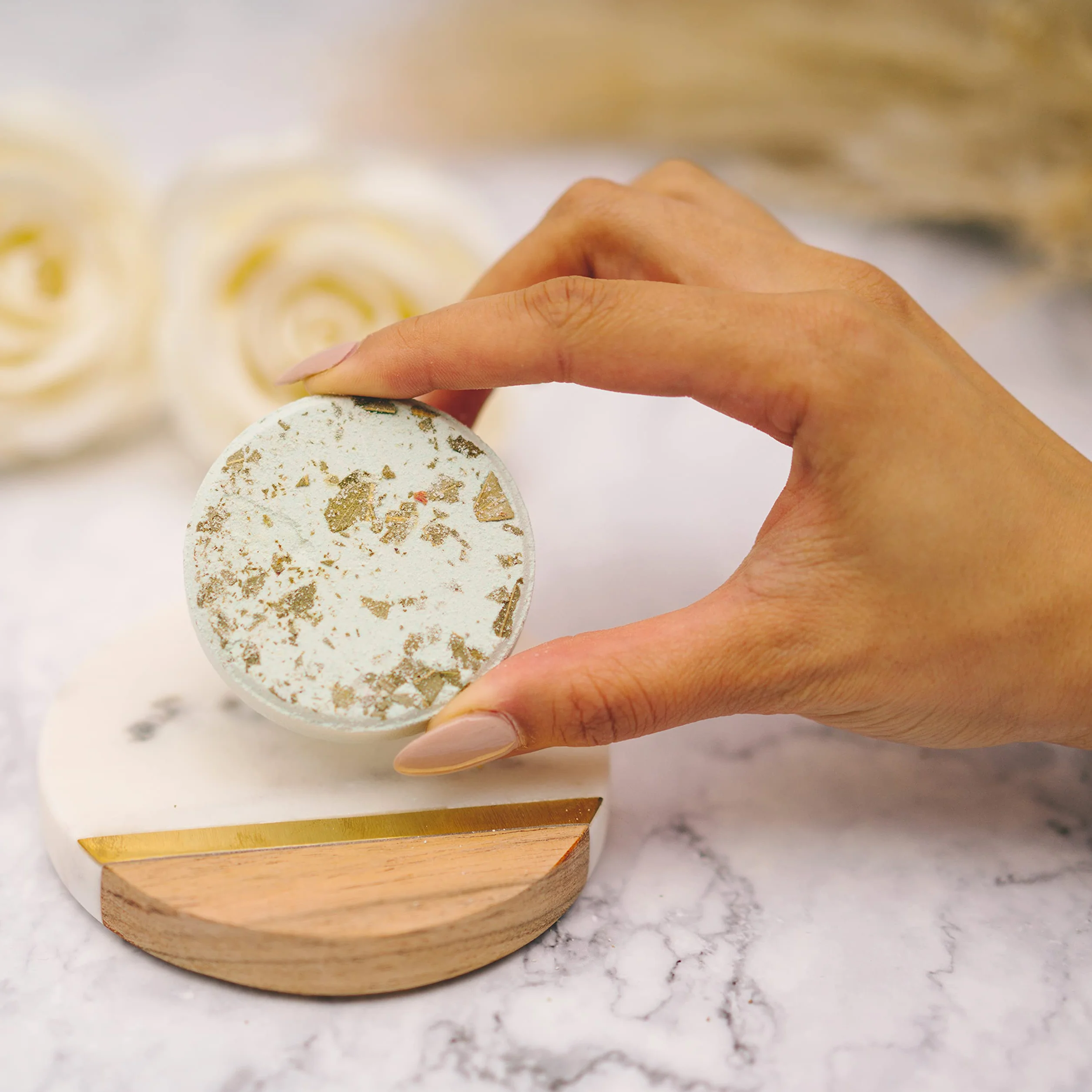 CalmGrace Ensemble de bombes de bain à vapeur, tablettes d'aromathérapie, set de 9 bombes de bain | Boules de bain pour femmes en cadeau pour Noël | Ensemble de diffuseur de vapeur pour la douche avec
