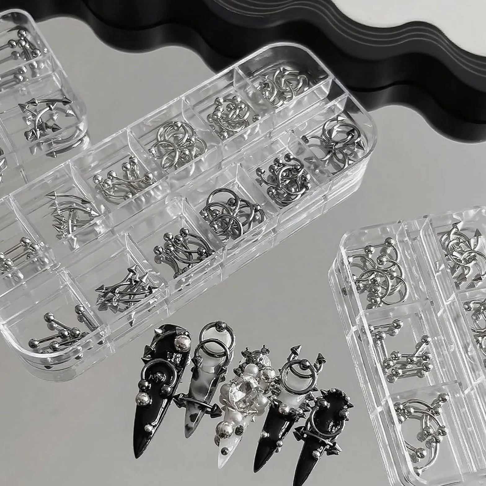 60 Pièces Rivets Métal Punk Charms Clous Alliage Manucure DIY Nail Art Accessoires