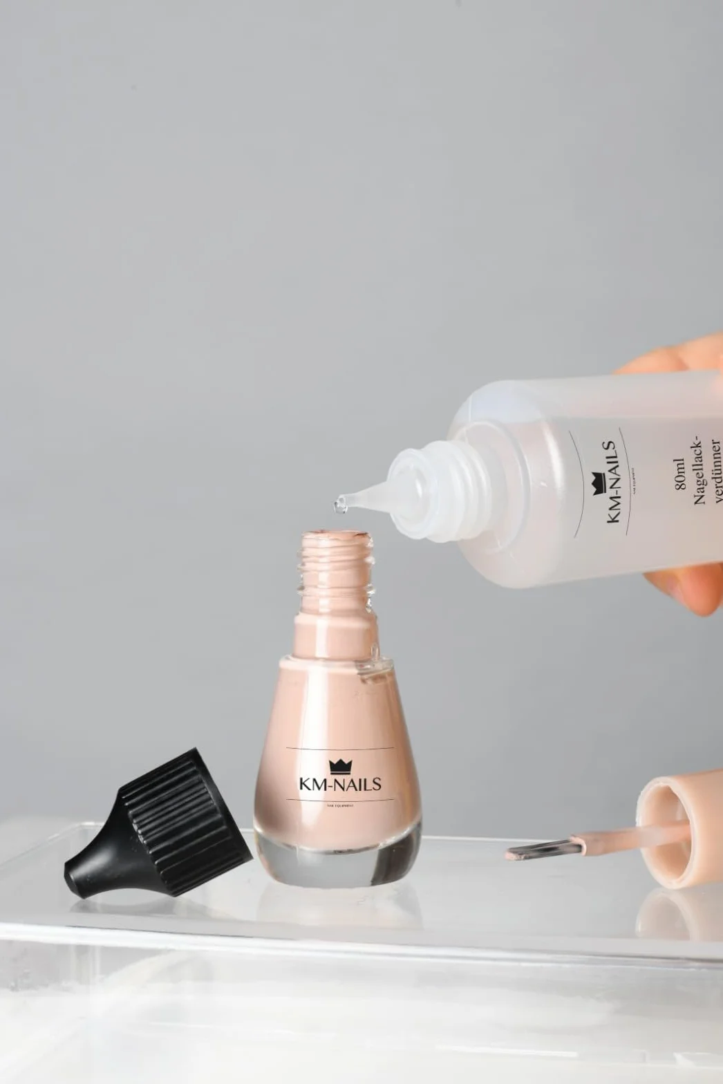 KM-Nails Diluant vernis à ongles 100 ml buse fine acétate d'éthyle