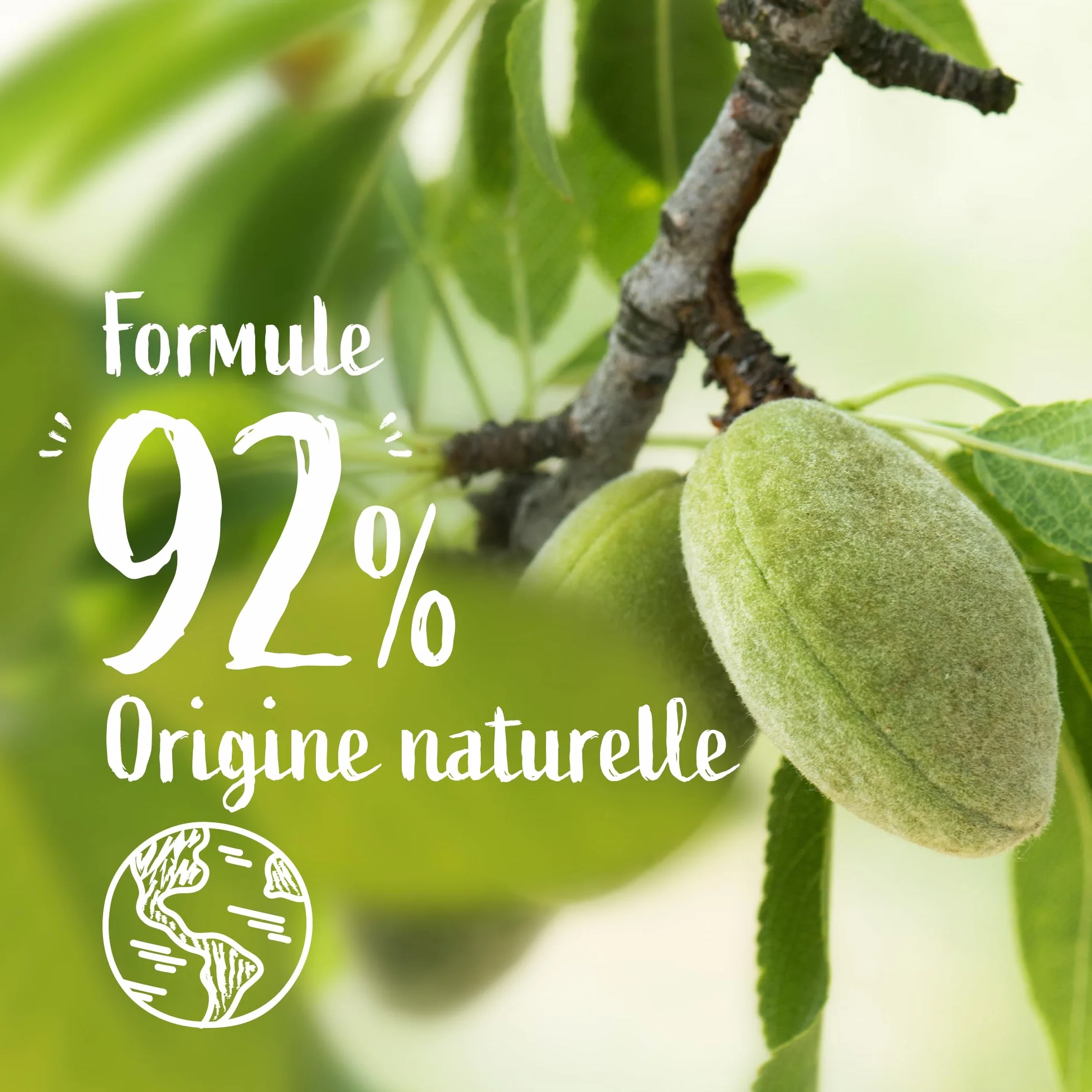 Le Petit Marseillais Recharge Crème Lavante Mains Lait d'Amande Douce Bio 250 ml Savon Liquide 92% Ingrédients Naturels