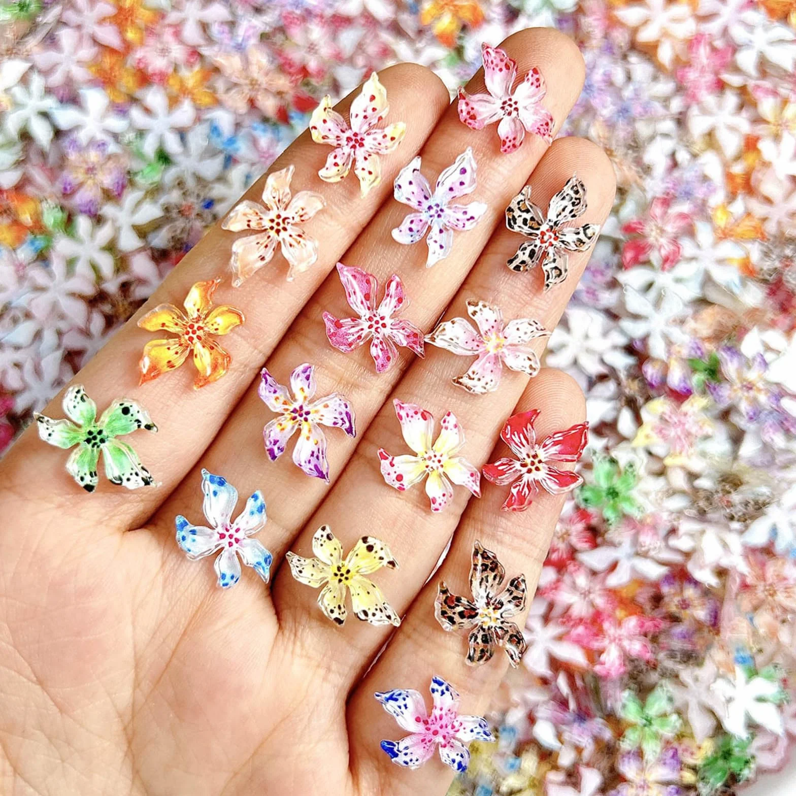 GlamRays Lot de 60 breloques hawaïennes 3D pour nail art – Pierres précieuses en cristal d'hibiscus et décorations en diamant coloré avec petites fleurs