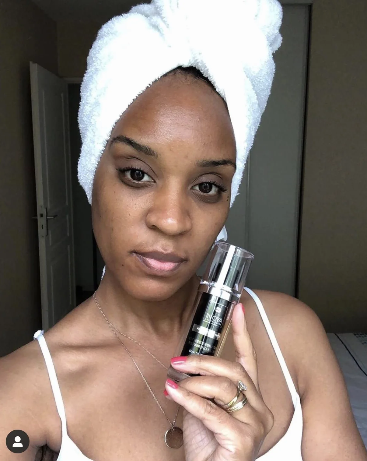 Mon Elixir « Régénérant et Réparant » – Peaux noires et mates – Soin de nuit hydratant pour le visage – Serum à l’acide hyaluronique – Crème hydratante visage anti-rides - 98% d’actifs naturel – 30 ML