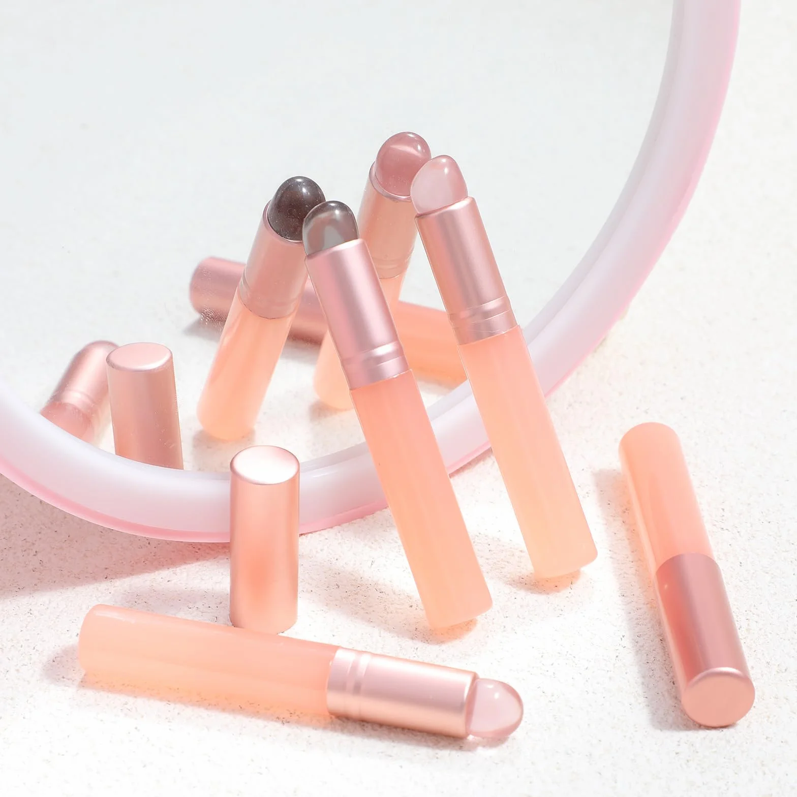 Lot de 4 pinceaux à lèvres réutilisables en silicone avec couvercle Rose