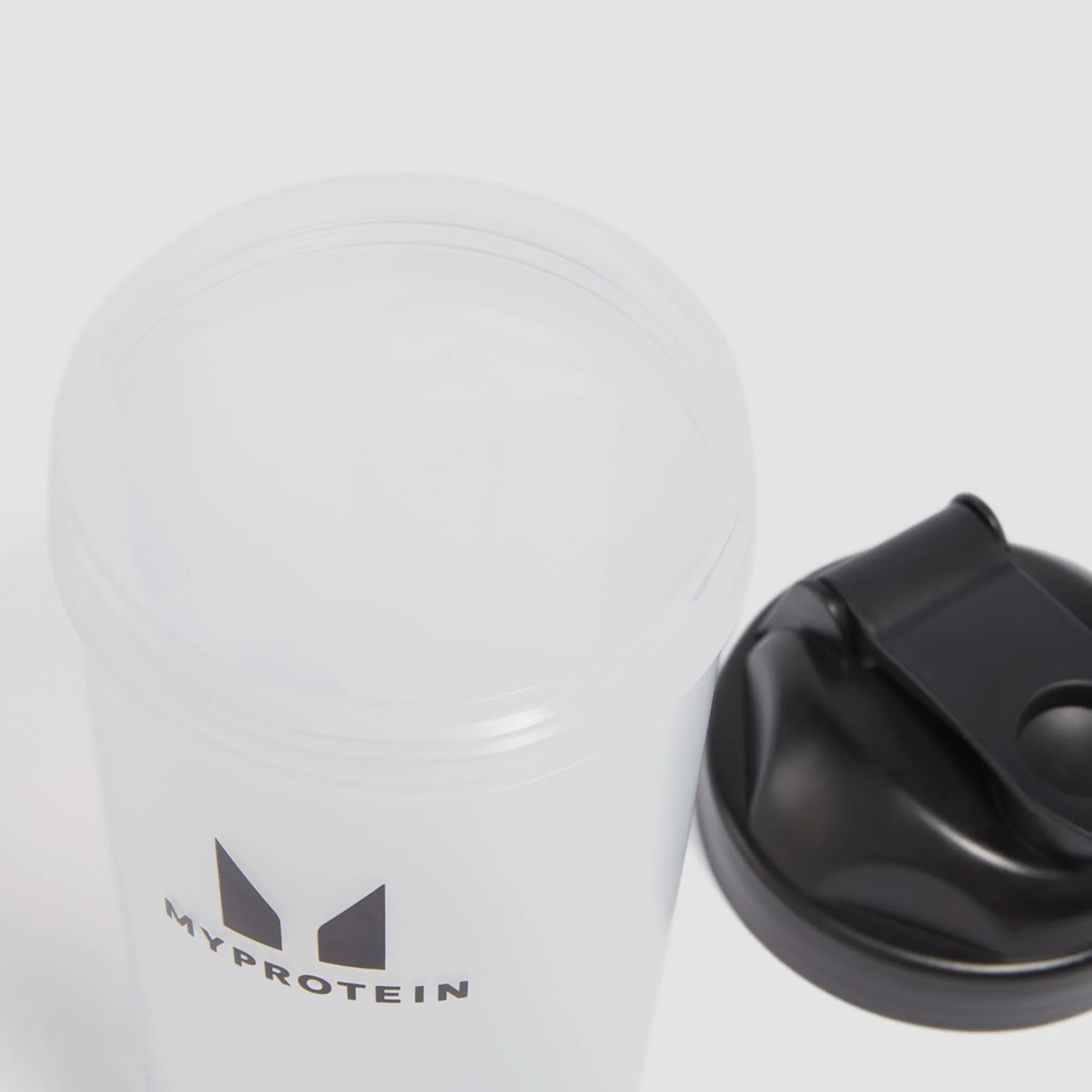 Myprotein Shaker Protéiné 600 ml Transparent/Noir avec bille mélangeuse