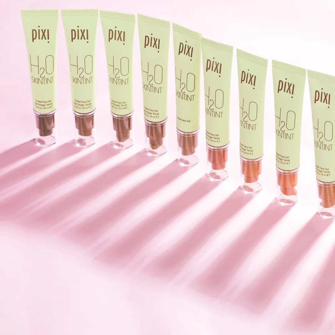 Pixi Beauty H2O SkinTint | Gel Teinté Hydratant | Texture Légère et Résistante à l’Eau | Unifie le Teint et Réduit les Rougeurs | Teinte: Beige | 35 ml / 1,2 fl oz