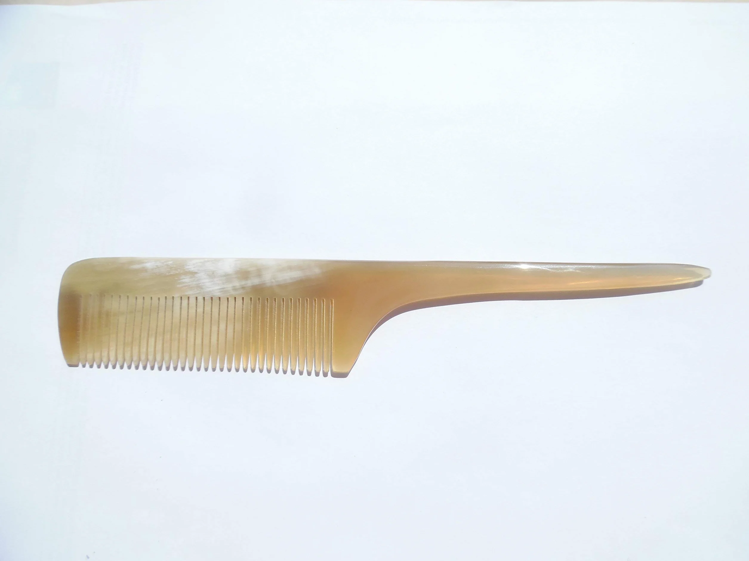 Peigne Queue de Rat en Corne Naturelle – 19 cm
