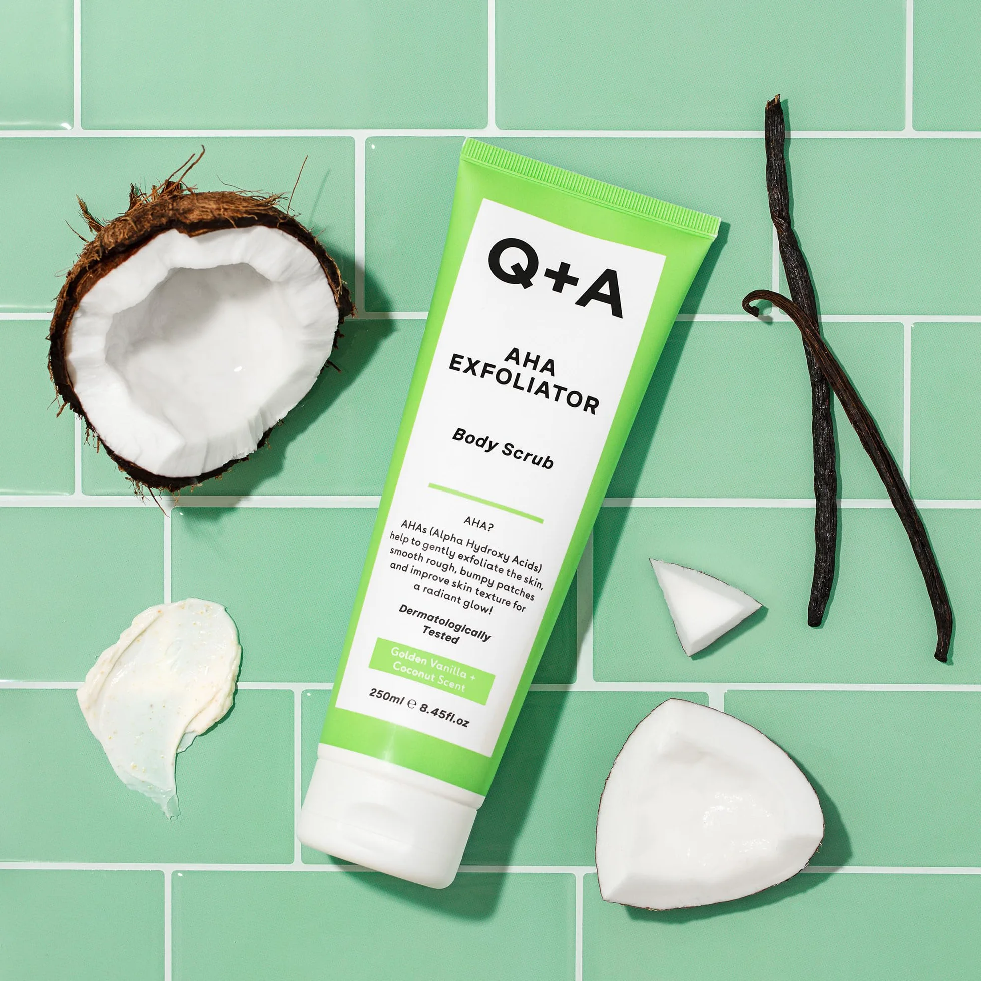 Q+A Gommage Exfoliant aux AHA 250ml acide lactique acide glycolique exfoliants physiques