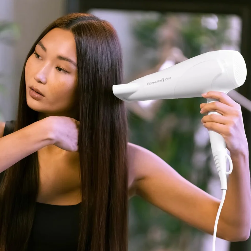 Remington Sèche-cheveux Ionique 2200 W Blanc D3199