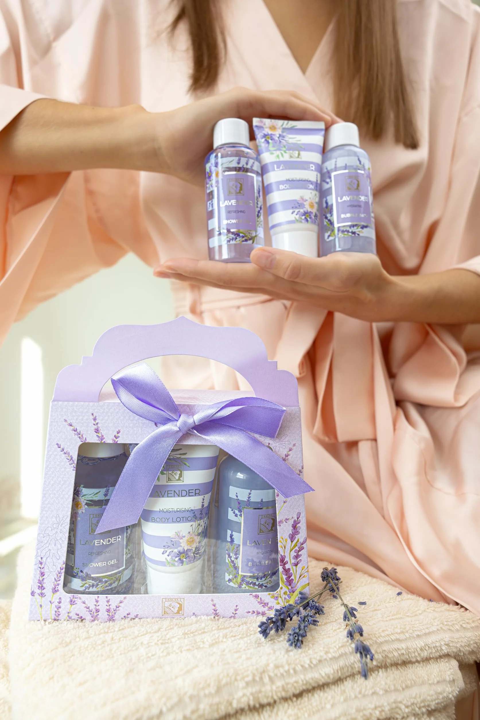 Accentra Set de Douche Cadeau LAVANDE 3 pièces Gel Douche Lotion Corps Bain Moussant