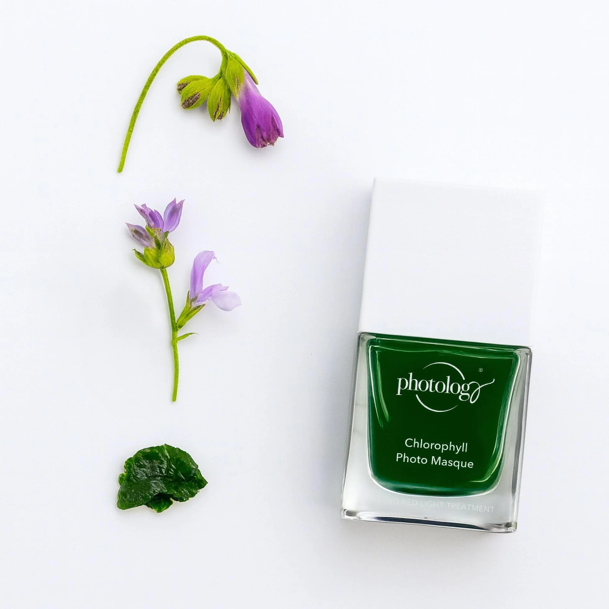 Masque photo à la chlorophylle, masque visage pour luminothérapie rouge, réduit les ridules et rafraîchit tous les types de peau grâce à la centella asiatica – 30 ml