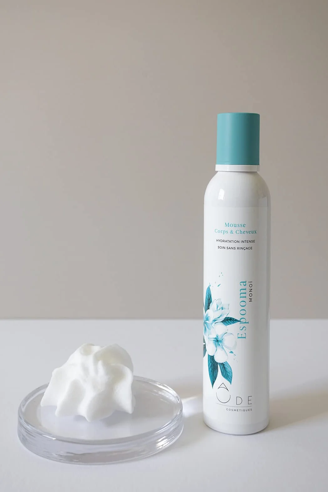 Mousse hydratante corps et cheveux "Espooma Monoï" Peau douce, parfumée et hydratée, cheveux lisse et brillant