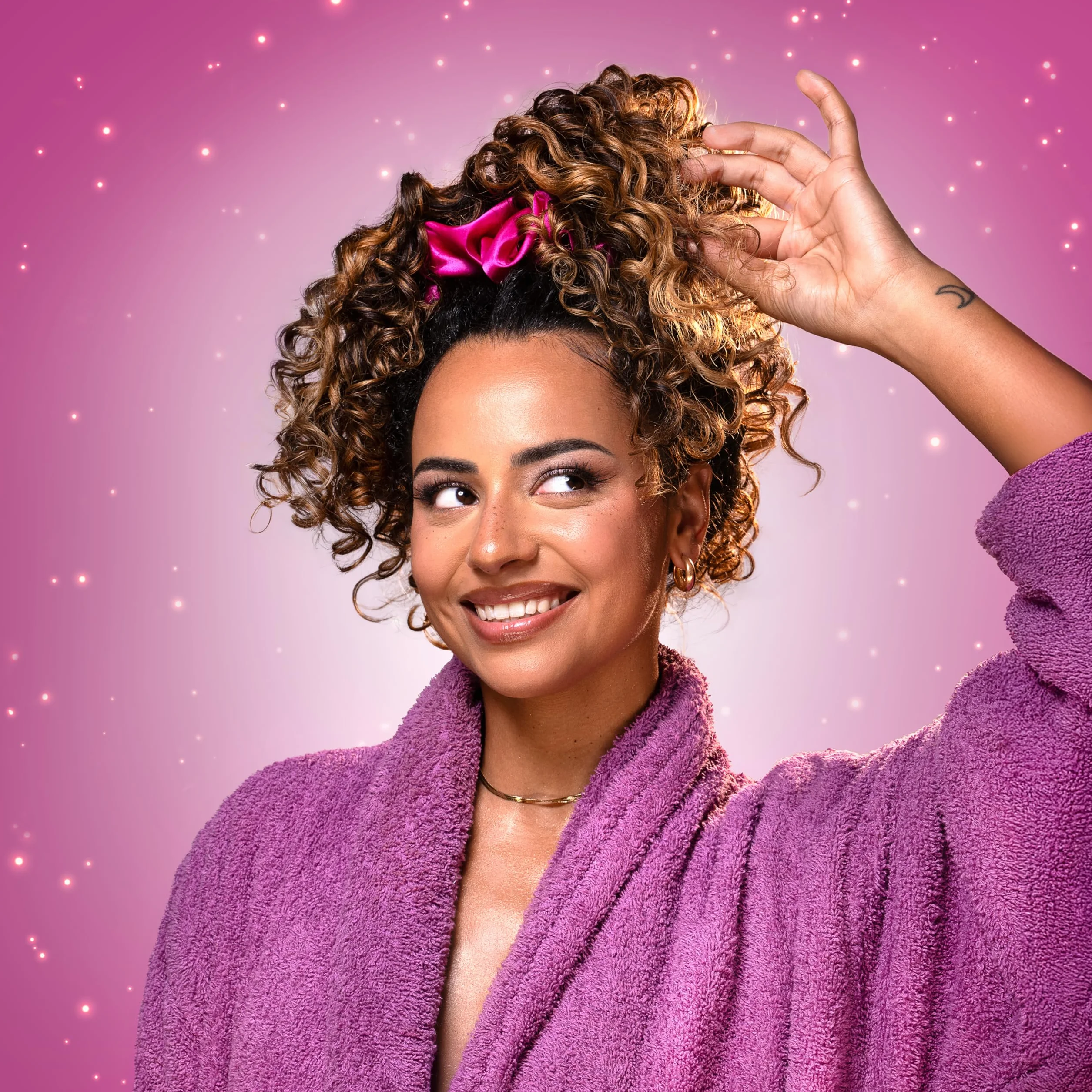 Coffret de Noël Bouclés Les Secrets De Loly Routine Complète 4 Produits + 3 Accessoires Satin Hydratation Intense Définition Cheveux Bouclés Formule Naturelle 97% Galaxy Curls