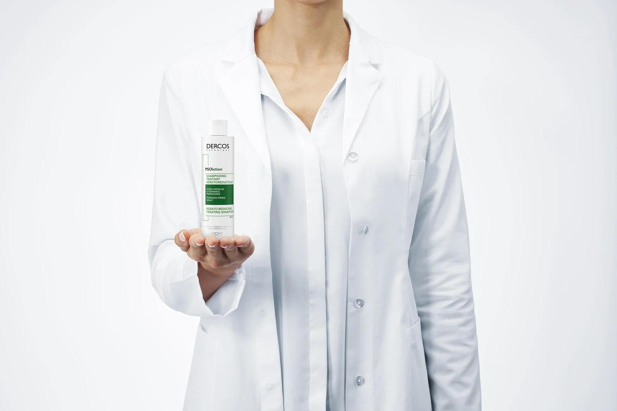 VICHY DERCOS PSOlution Shampooing Traitant Kératoréducteur Anti-Squames Anti-Démangeaisons Urée 5 % Acide Salicylique 2 % 200 ml