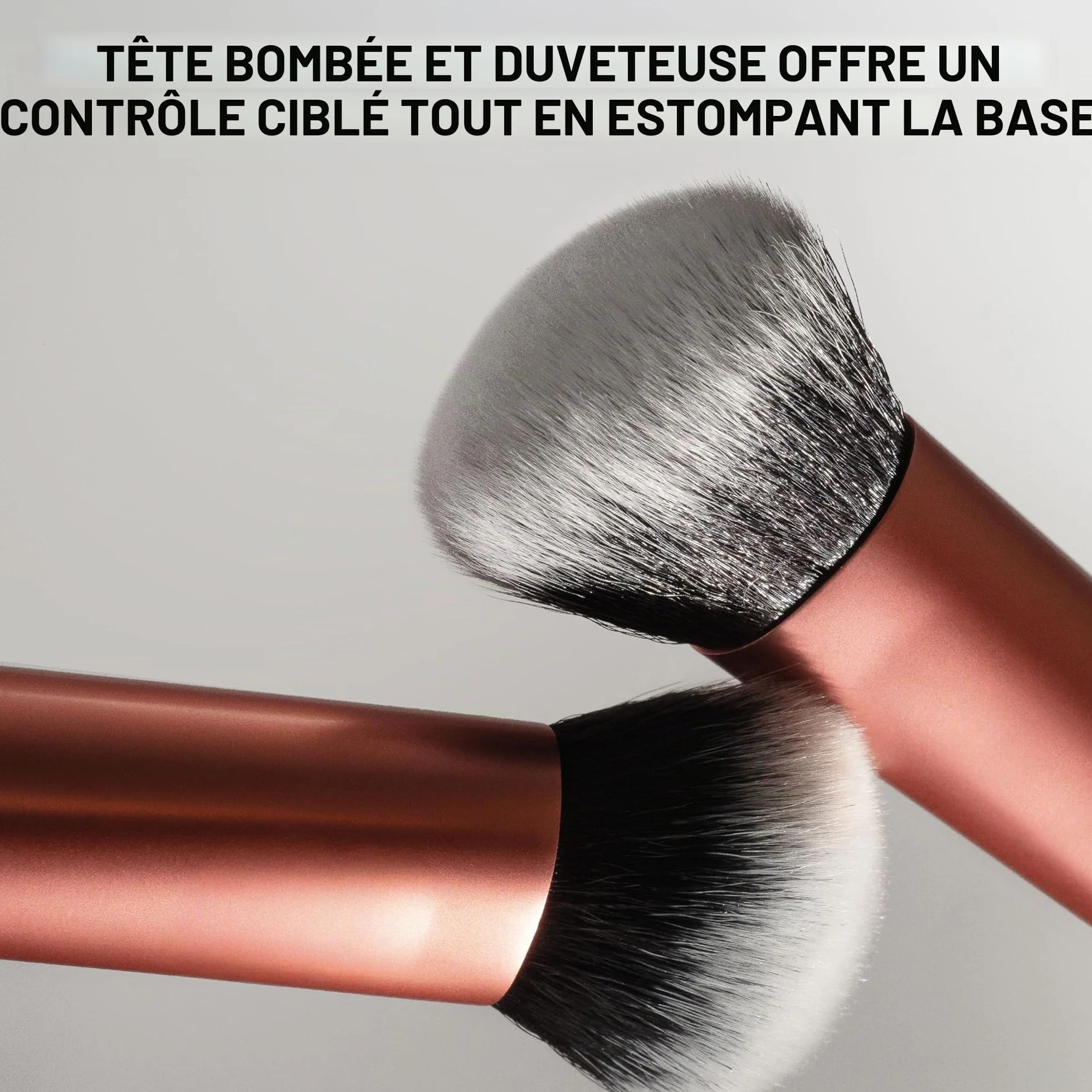Real Techniques Pinceau de maquillage Expert visage fond de teint liquide crème fard à joues poudre bronzante couverture modulable