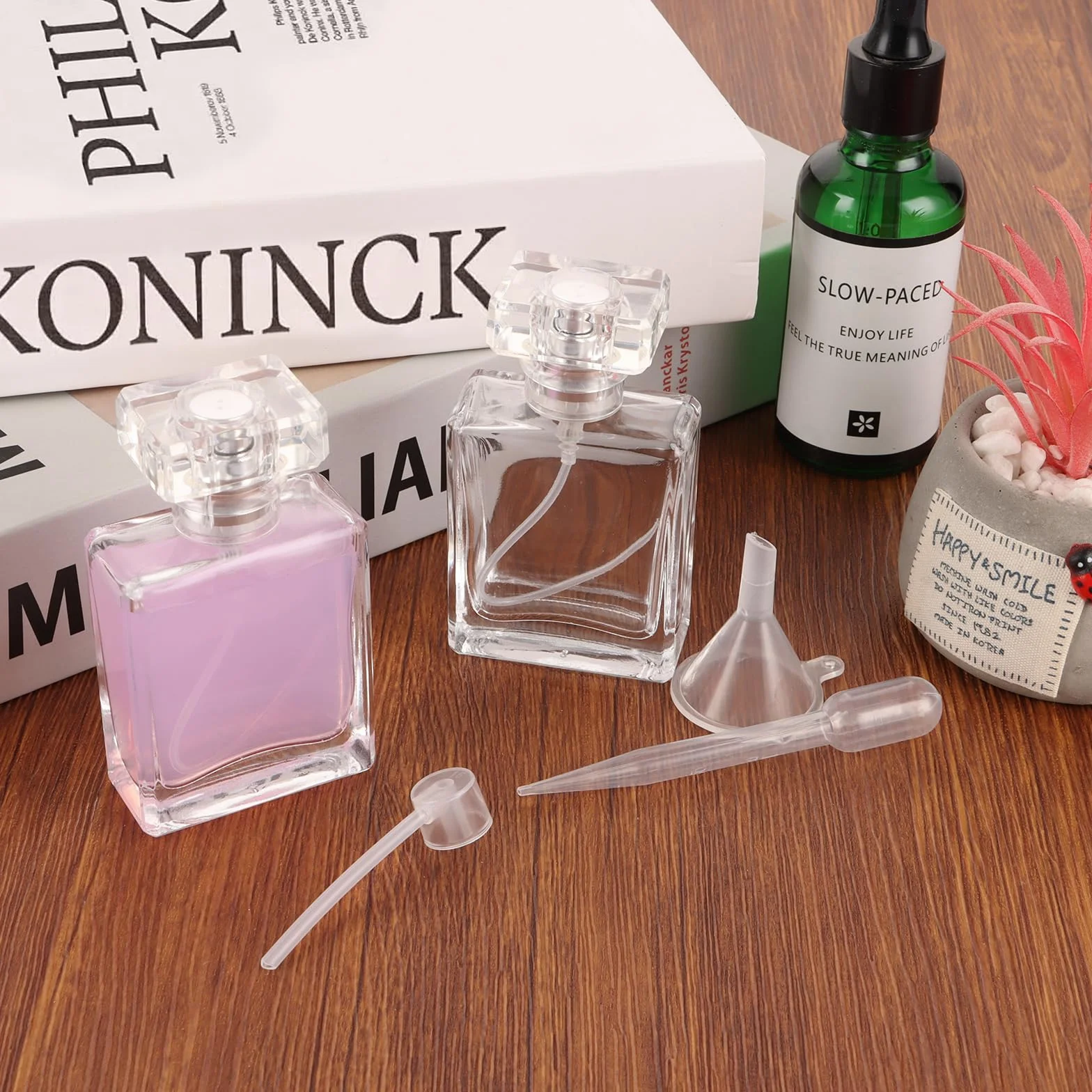 Lot de 8 Vaporisateur Parfum de 30 ml, Flacon Vaporisateur Verre pour les déplacements, flacons de parfum transparents rechargeables pour huile essentielle, argent
