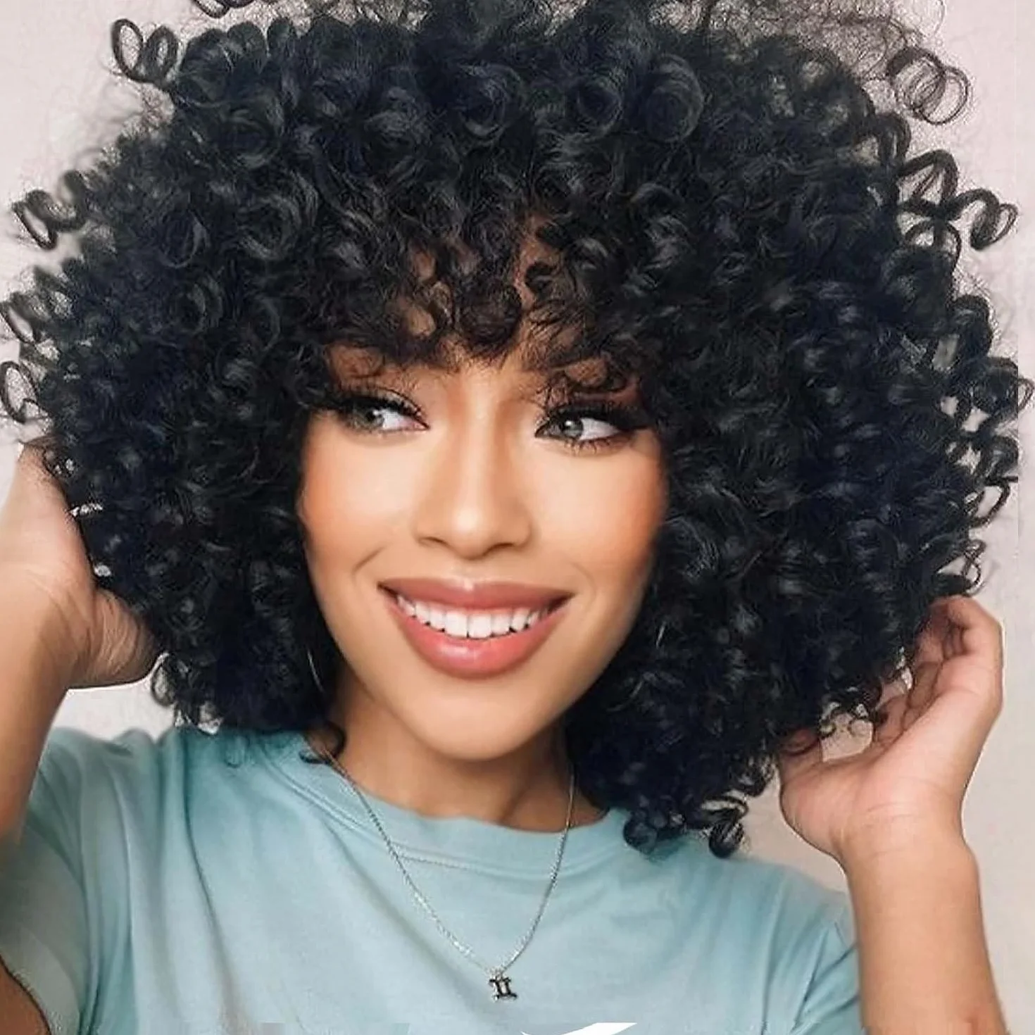 PORSMEER perruque noir courte afro bresilienne Bouclée avec frange pour femmes noires cheveux perruque synthétique résistant à la chaleur perruques