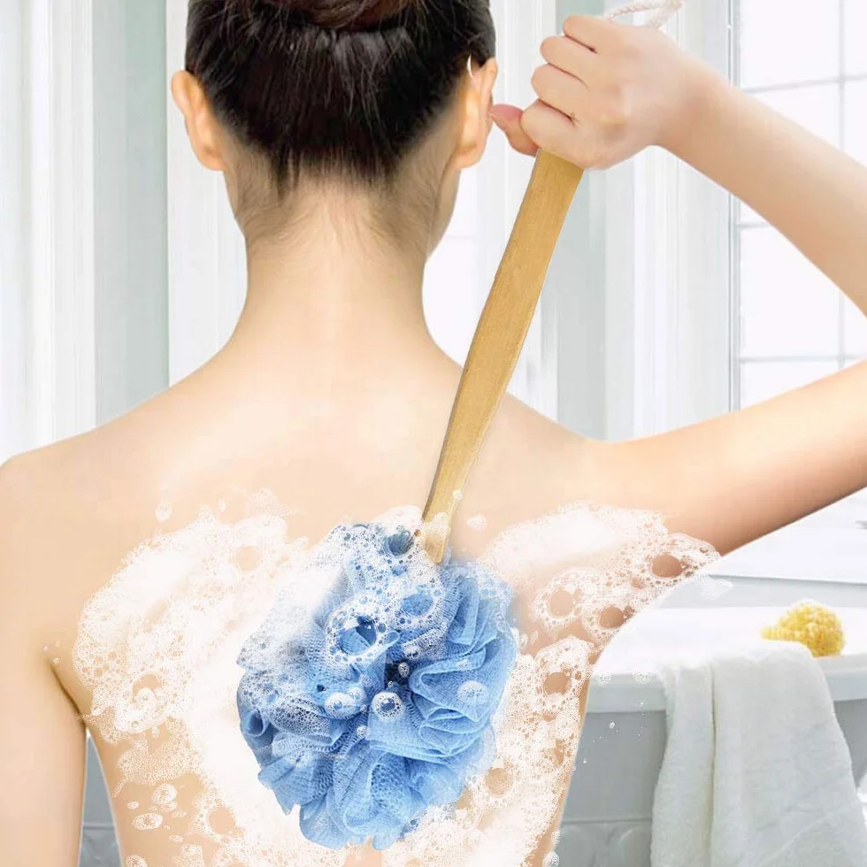 Pineker Brosse de bain en bois à long manche avec maille luffa pour exfoliation