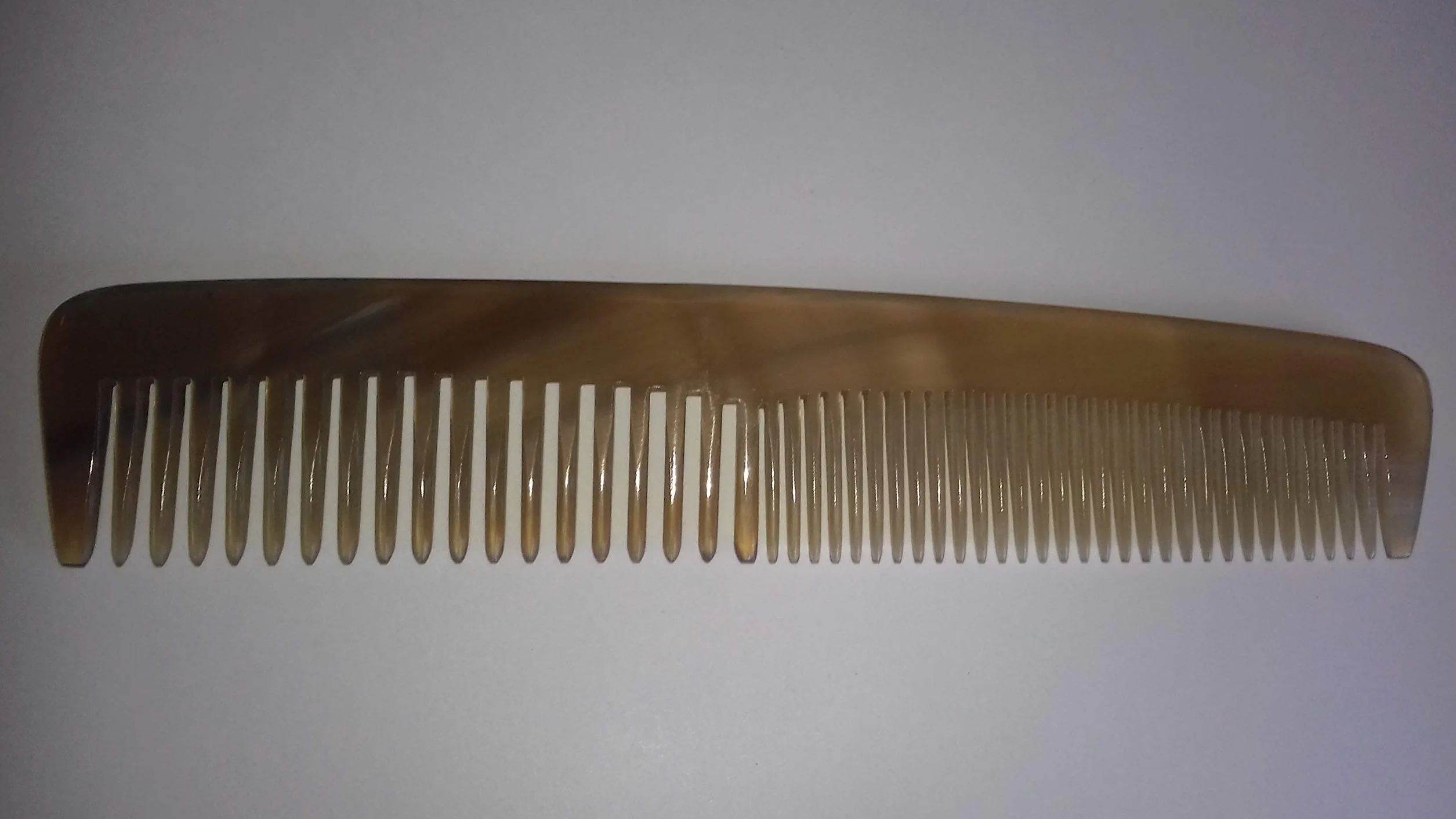 Peigne Démêloir en Corne Véritable 18,5 cm